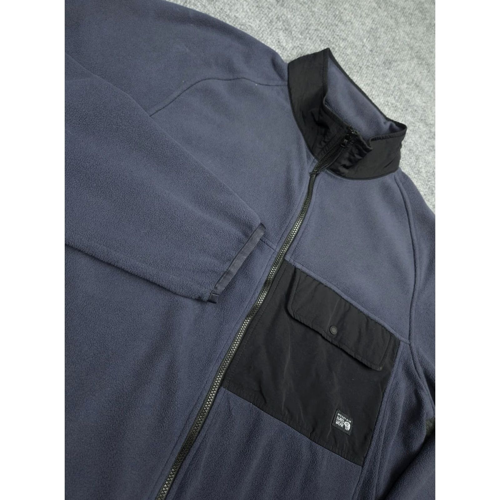 Mountain Hardwear Mountain Hardwear Unclassic LT Jacket Mens Large Blue Black Full Zip Fleece Size US L / EU 52-54 / 3 - 3 Thumbnail