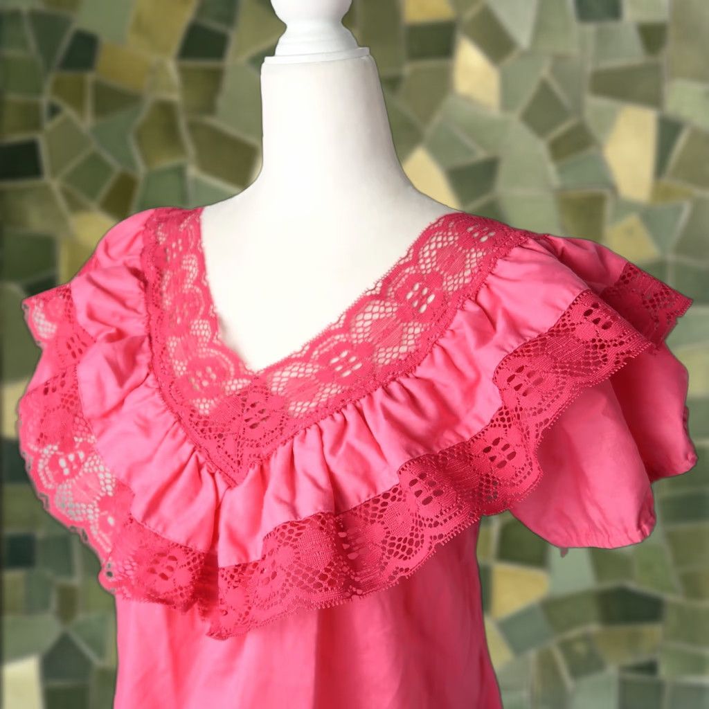 Pinko VINTAGE 70s Pink Lace Trim Ruffle Peasant Top Shirt M Womens Size M / US 6-8 / IT 42-44 - 1 Thumbnail