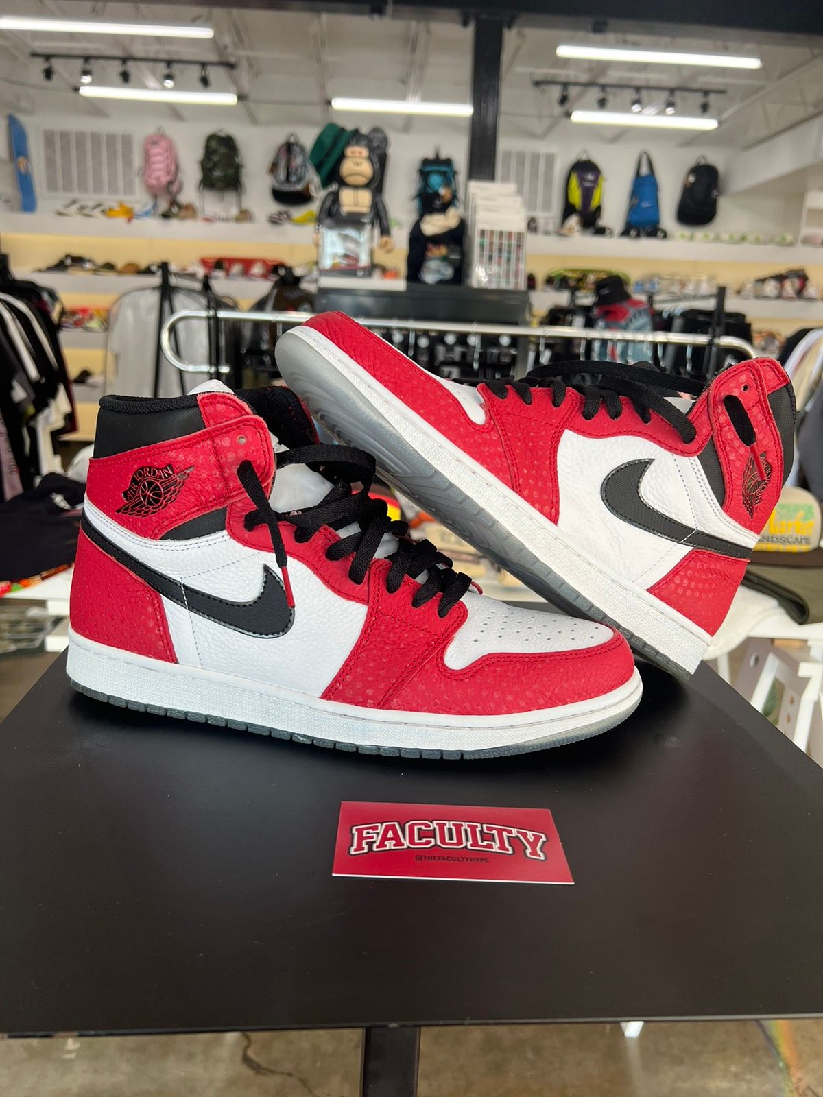 Pre-owned Jordan Nike Jordan 1 Retro High Spider-man Origin Story Shoes In Red