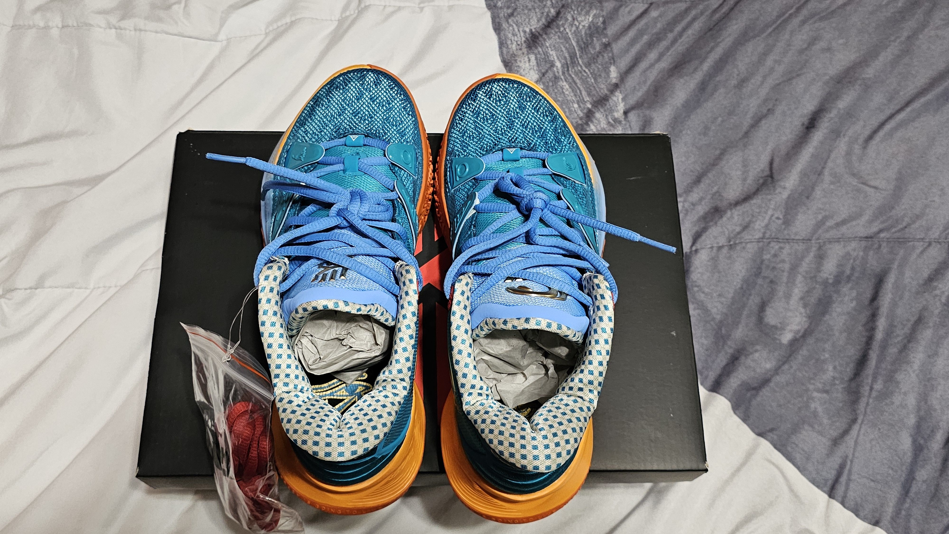 CNCPTS KYRIE 7 CNCPTS Size US 7 / EU 40 - 4 Thumbnail