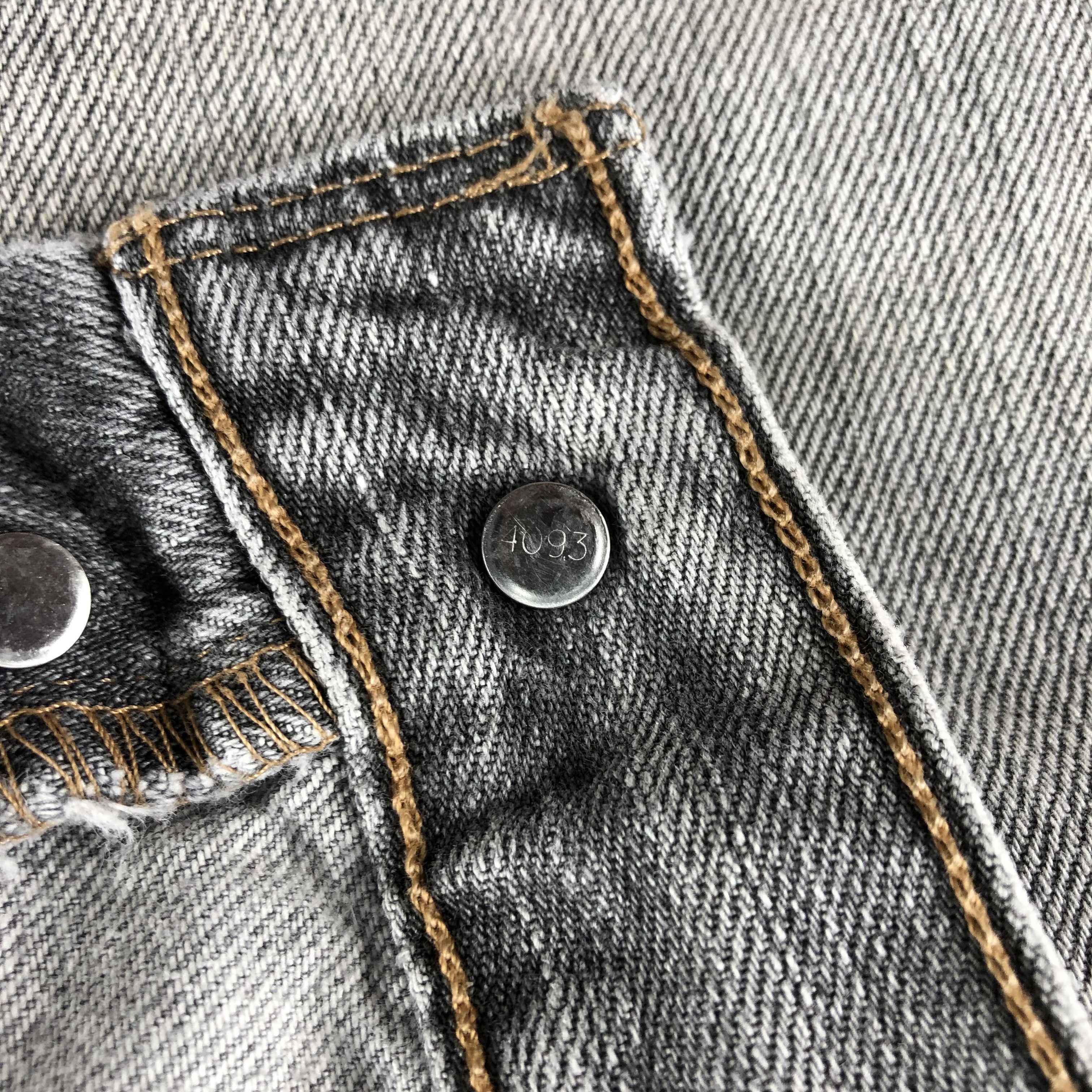 Levi's × Vintage Faded Black Levis 501 Jeans-JM2921 Size US 39 - 12 Thumbnail