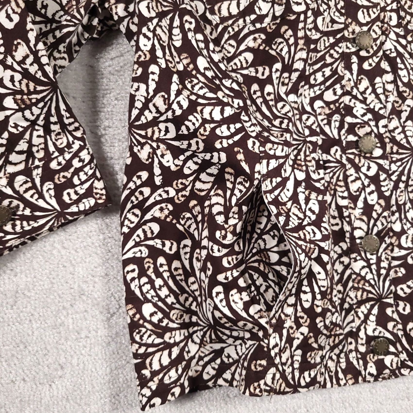 Vintage Christopher & Banks Button Up Shirt Jacket Women's Large Brown Floral Pockets Shirt Jacket Womens L Brown Floral Pockets Size L / US 10 / IT 46 - 5 Thumbnail