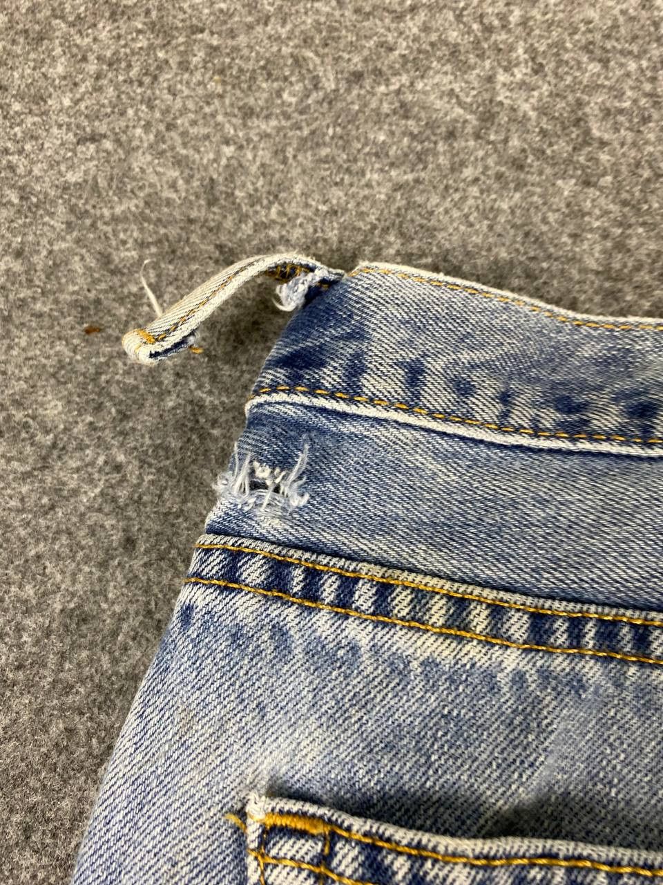 Levi's vintage levis 560 comfort fit paint splattered distressed Size US 44 / EU 60 - 4 Thumbnail