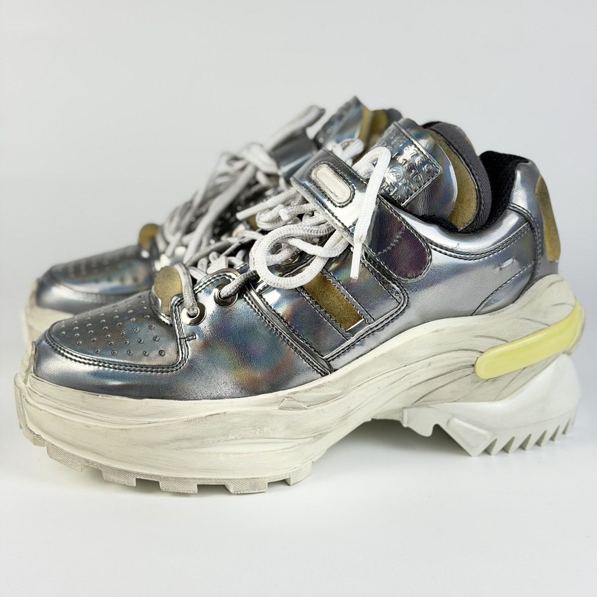 Maison Margiela Maison Margiela Retro Sneakers BRAND NEW Size US 6.5 / IT 36.5 - 4 Thumbnail
