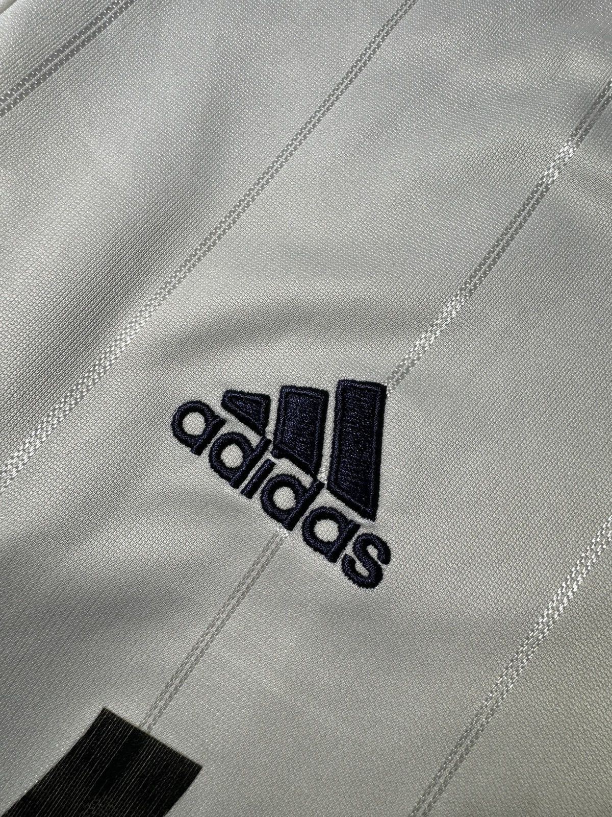 Adidas Real Madrid 2012 Adidas Soccer Jersey Football Long Sleeve Size US L / EU 52-54 / 3 - 8 Thumbnail