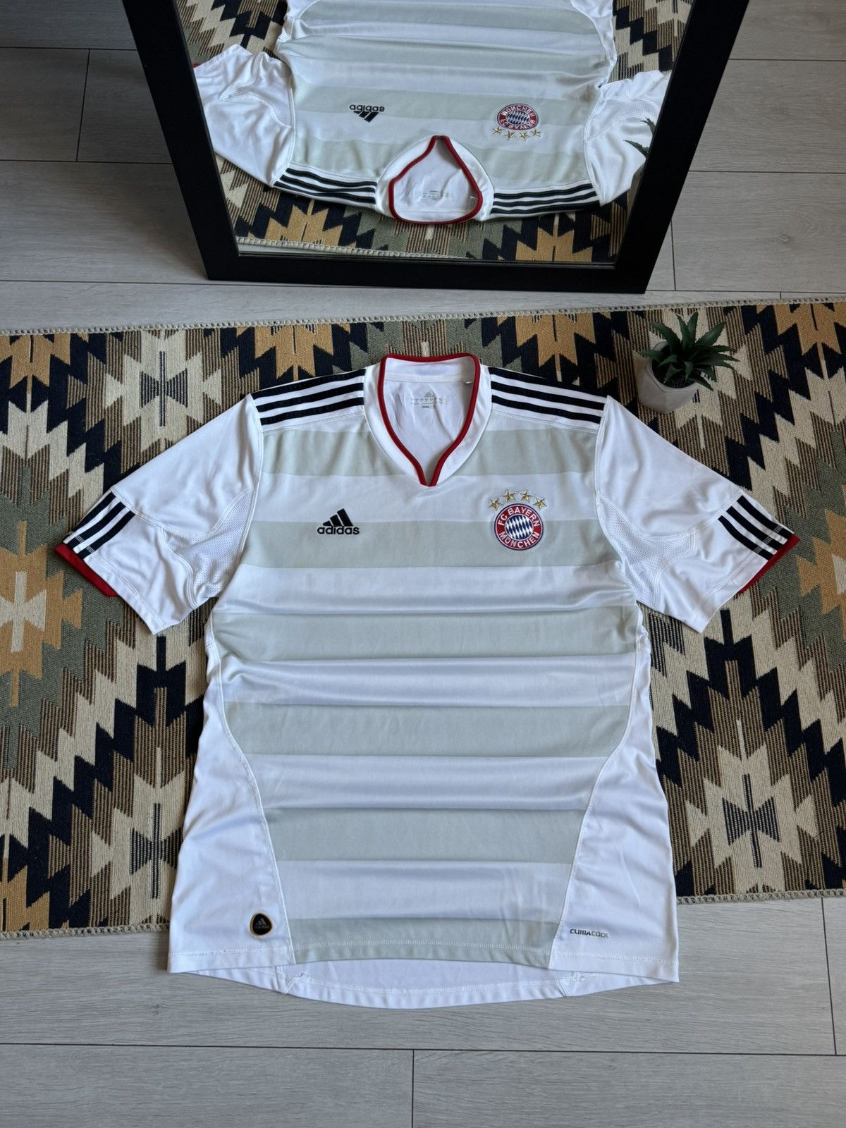 Adidas Vintage Adidas Bayern München 2010 Blockcore Soccer Jersey Size US XL / EU 56 / 4 - 1 Thumbnail