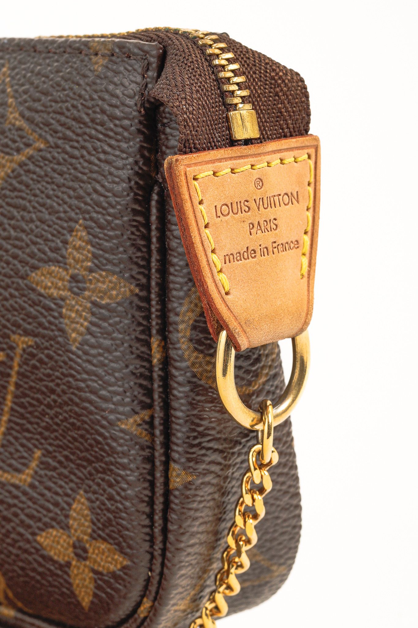Louis Vuitton Louis Vuitton Monogram Canvas Mini Pochette Accessoires Size ONE SIZE - 6 Thumbnail