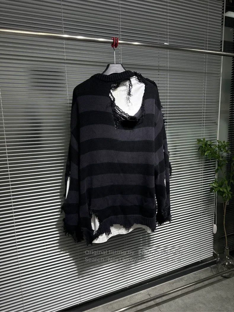 Balenciaga Balenciaga Destroyed, oversized, crown and wheat embroider Size US M / EU 48-50 / 2 - 2 Thumbnail