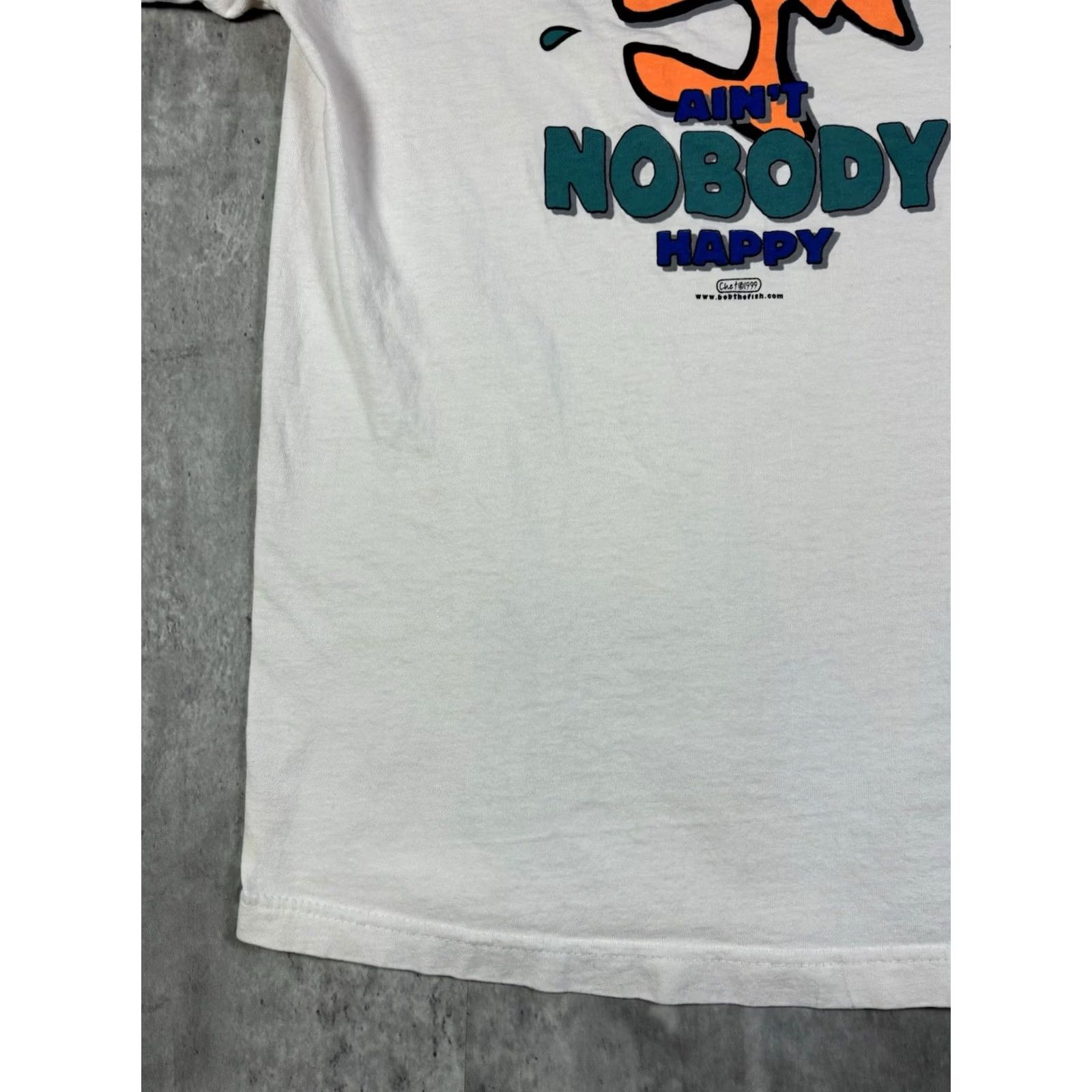 Gildan Vintage 90s Bob The Fish Funny Comedy Shirt L White Size US L / EU 52-54 / 3 - 4 Thumbnail