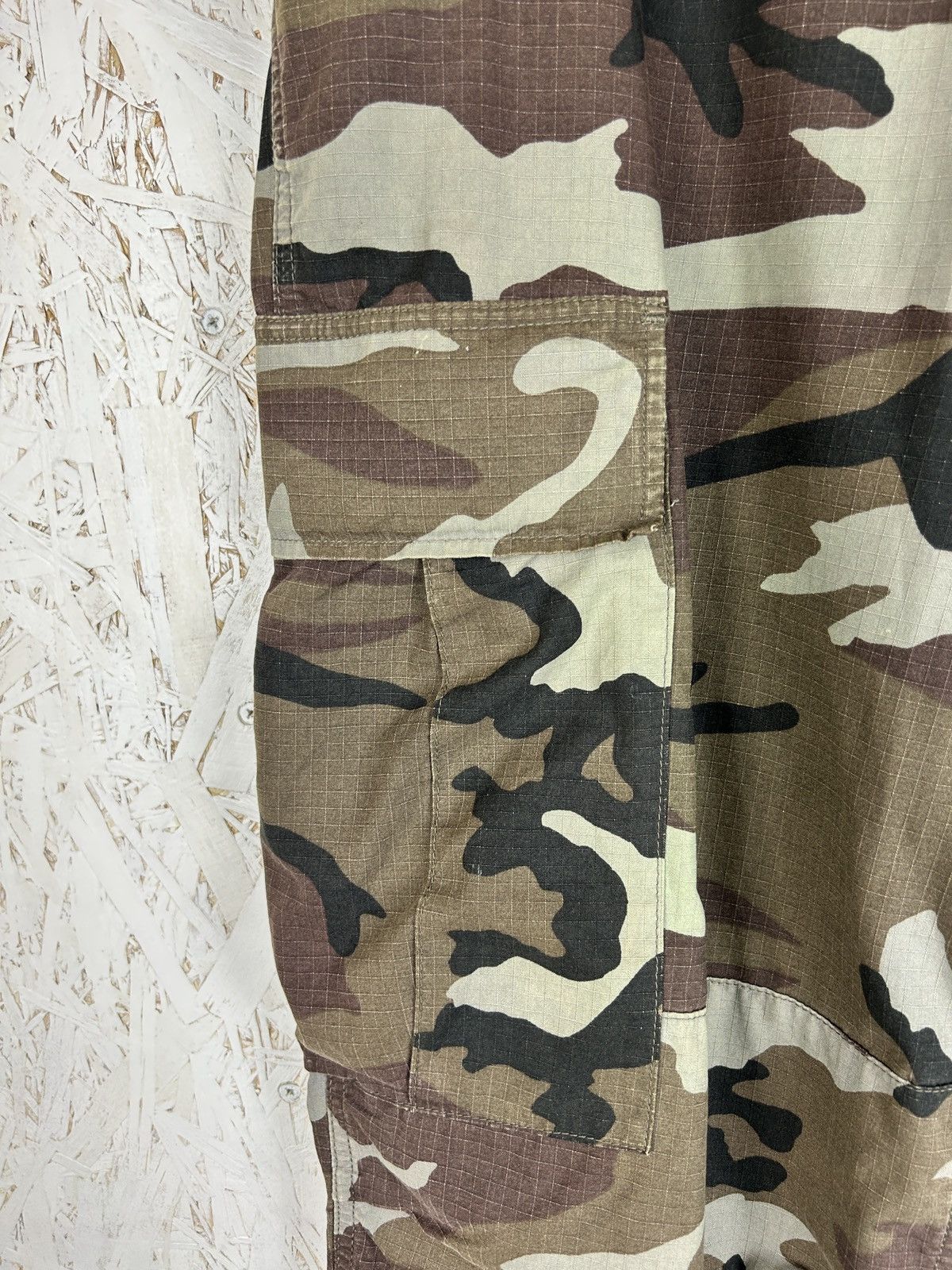 Carhartt Vintage Carhartt Camouflage Regular Cargo Pants 38 x 32 Size US 38 / EU 54 - 2 Thumbnail