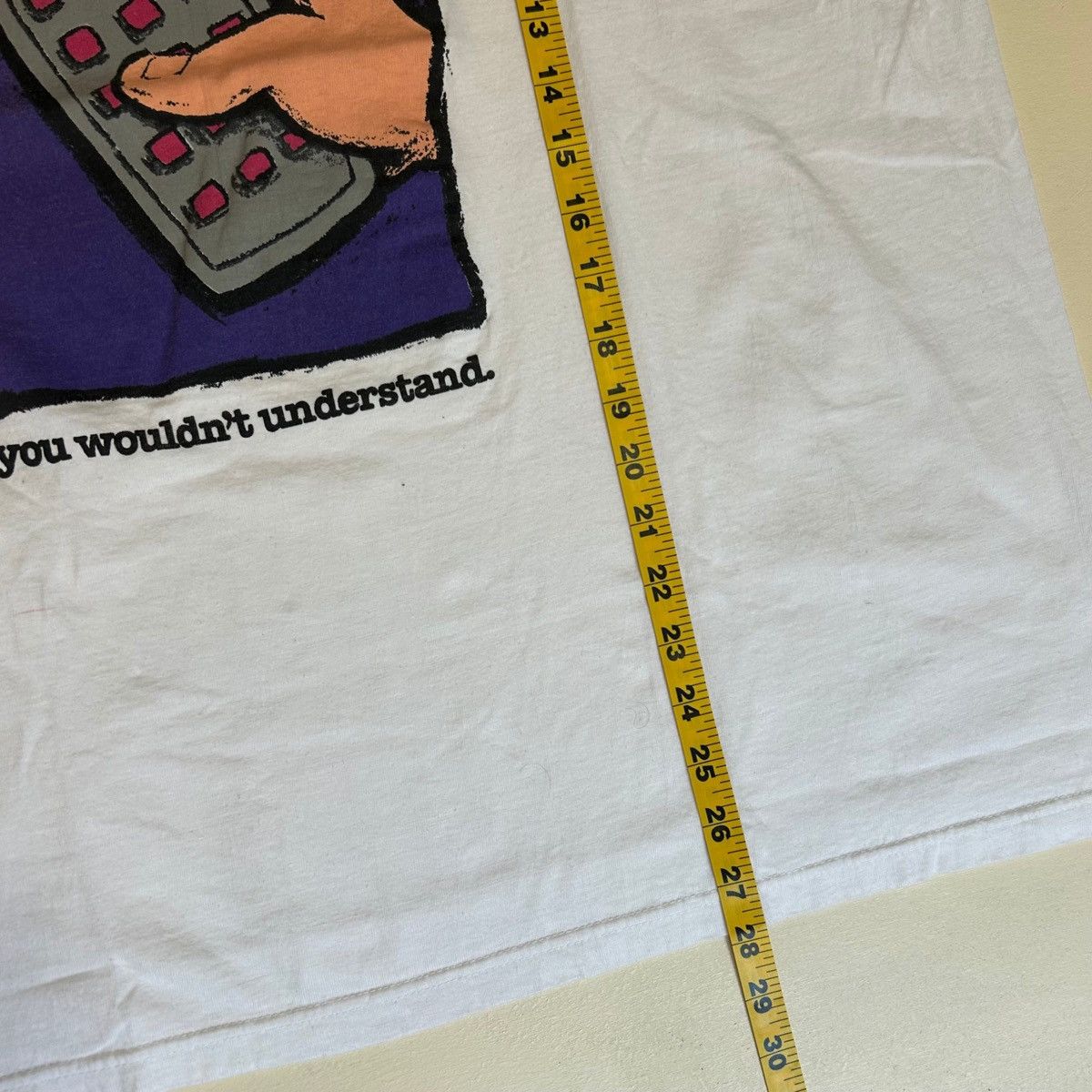 Vintage 1992 TV Remote “It’s a Man Thing” Comic Art Graphic T Shirt Size US XL / EU 56 / 4 - 7 Thumbnail