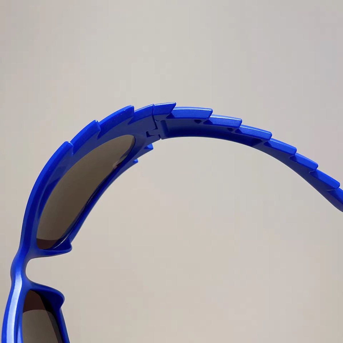 Electric Visual Trend Hedgehog Big Frame Sun Glasses Size ONE SIZE - 6 Thumbnail
