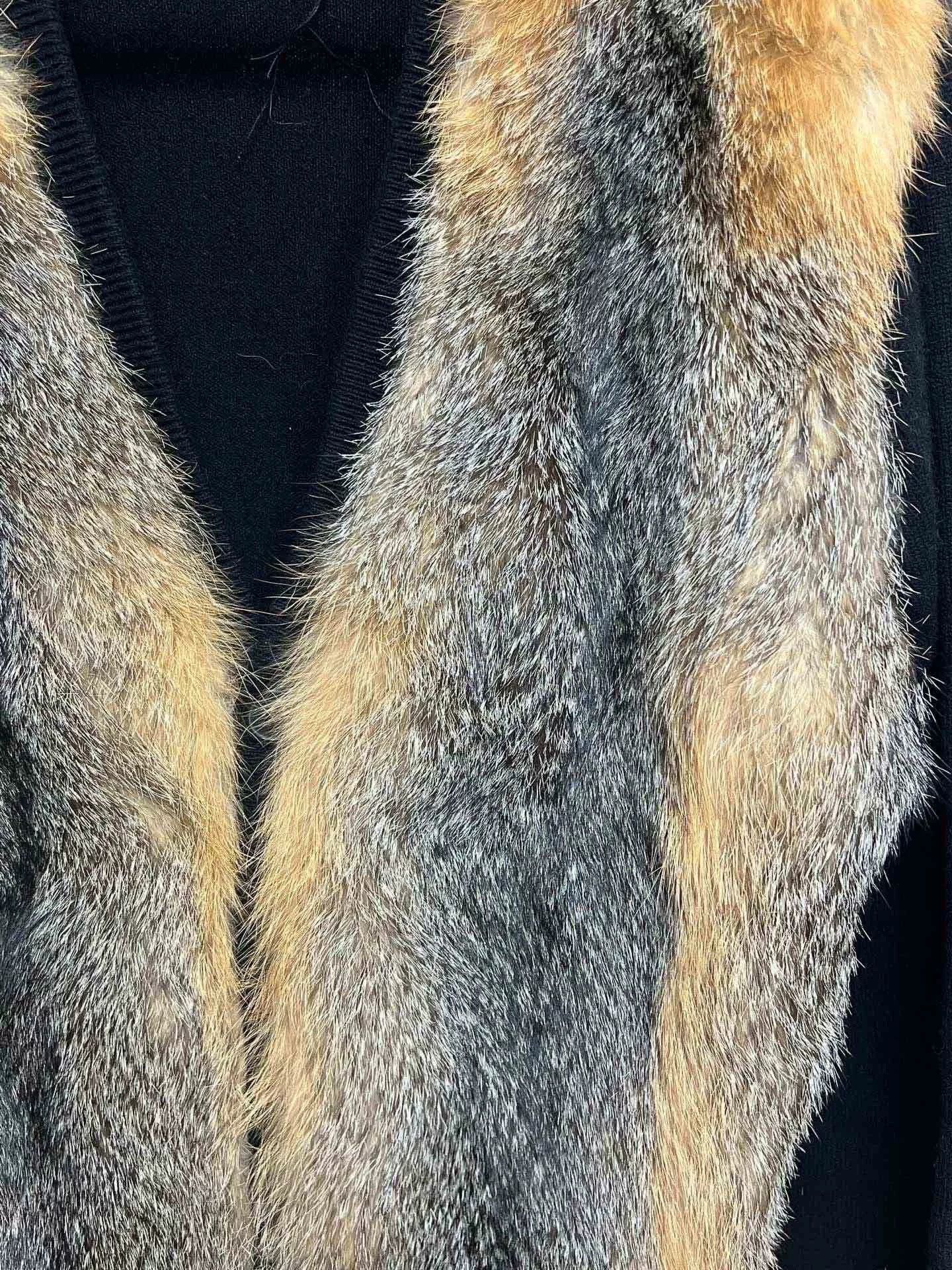 Yves Salomon Yves Salomon Fox Fur Knit Cardigan Size US M / EU 48-50 / 2 - 3 Thumbnail