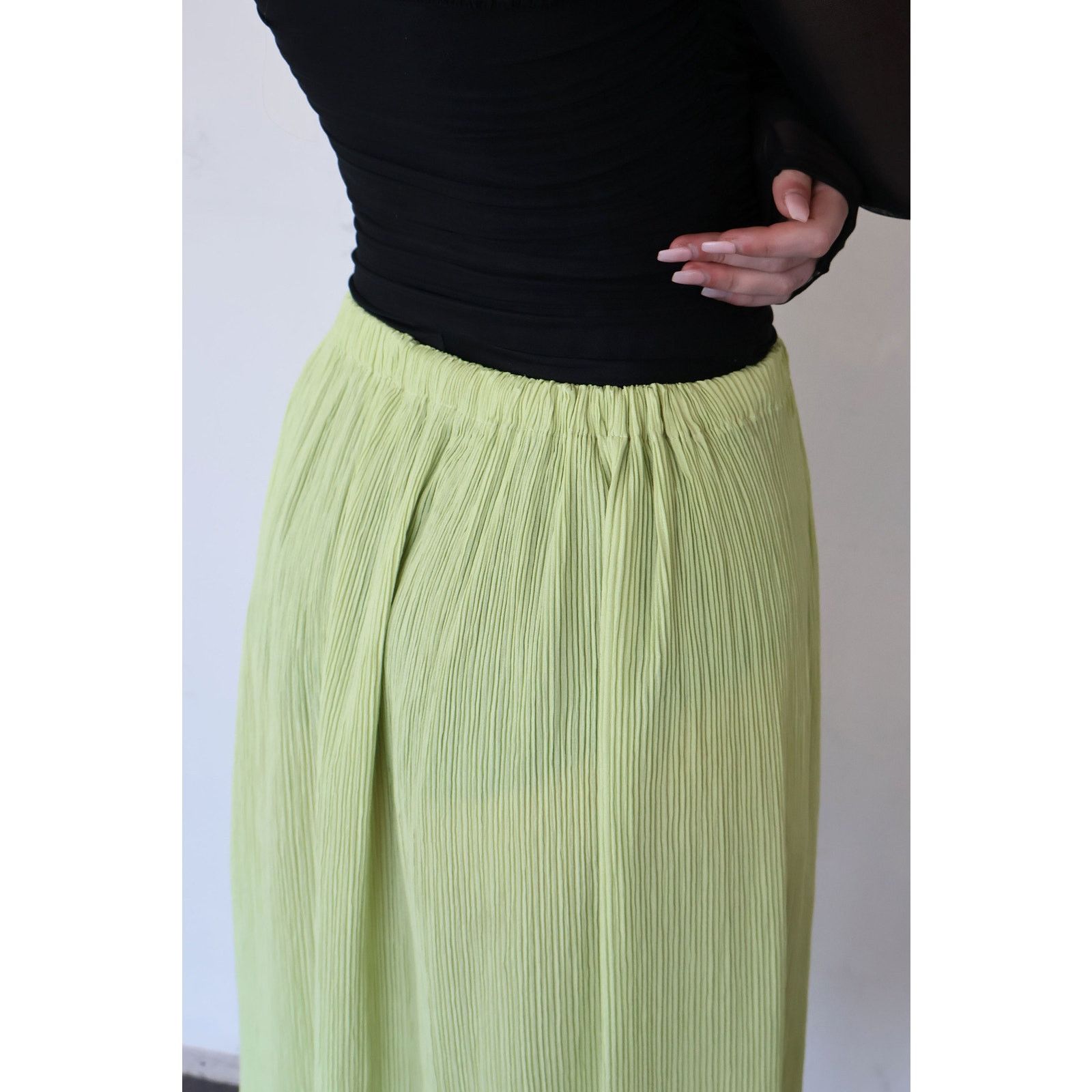 Issey Miyake Vintage ISSEY MIYAKE FETE Lime Green Pleated Skirt Size 30" / US 8 / IT 44 - 5 Thumbnail