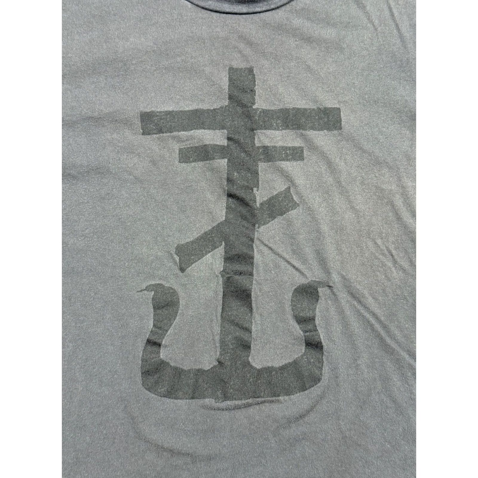 Next Level Rare Frank Iero Cross T Shirt Men’s Medium Gray My Chemical Romance Band Music Grunge Size US M / EU 48-50 / 2 - 5 Thumbnail