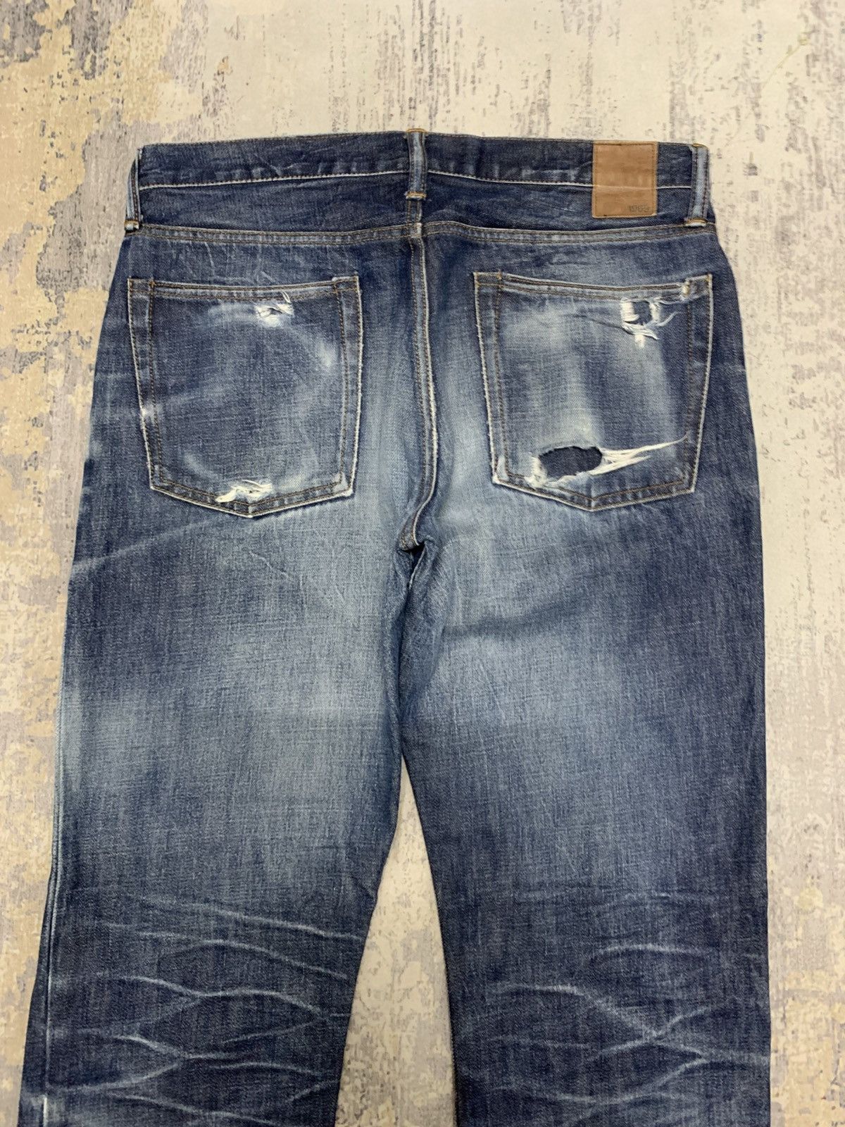 Japanese Brand Gap 1969 Vintage Distressed Dark Indigo Straight Denim Size US 33 - 9 Thumbnail