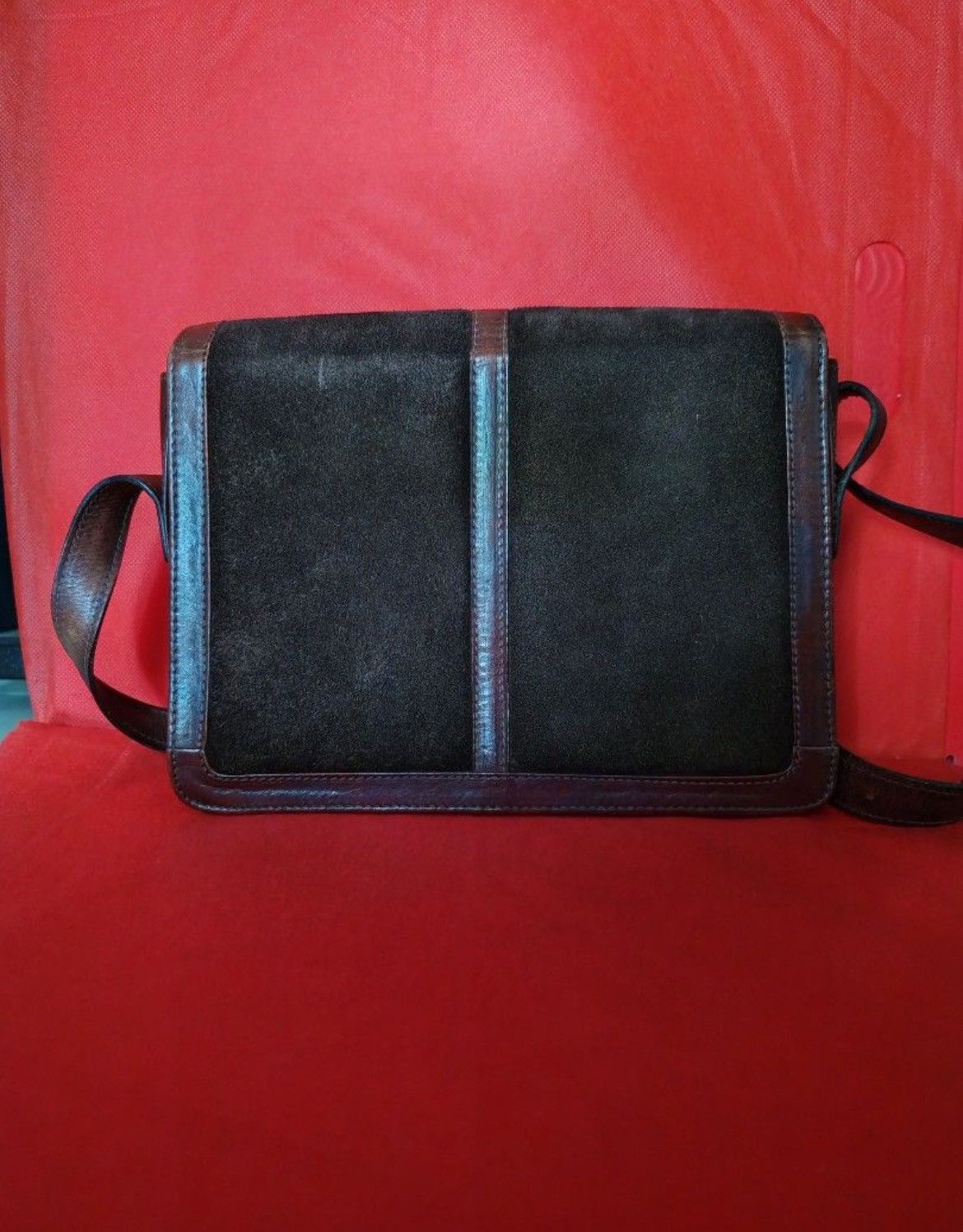 Lanvin Authentic Vintage Lanvin Leather Messenger Bag Size ONE SIZE - 2 Thumbnail