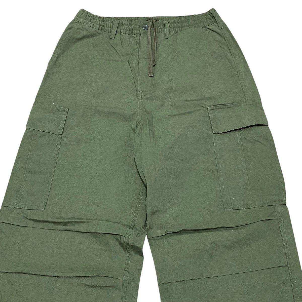 Japanese Brand NEEDGONE📦 GU Superwide Cargo Ballon Pants - Olive Size US 30 / EU 46 - 3 Thumbnail
