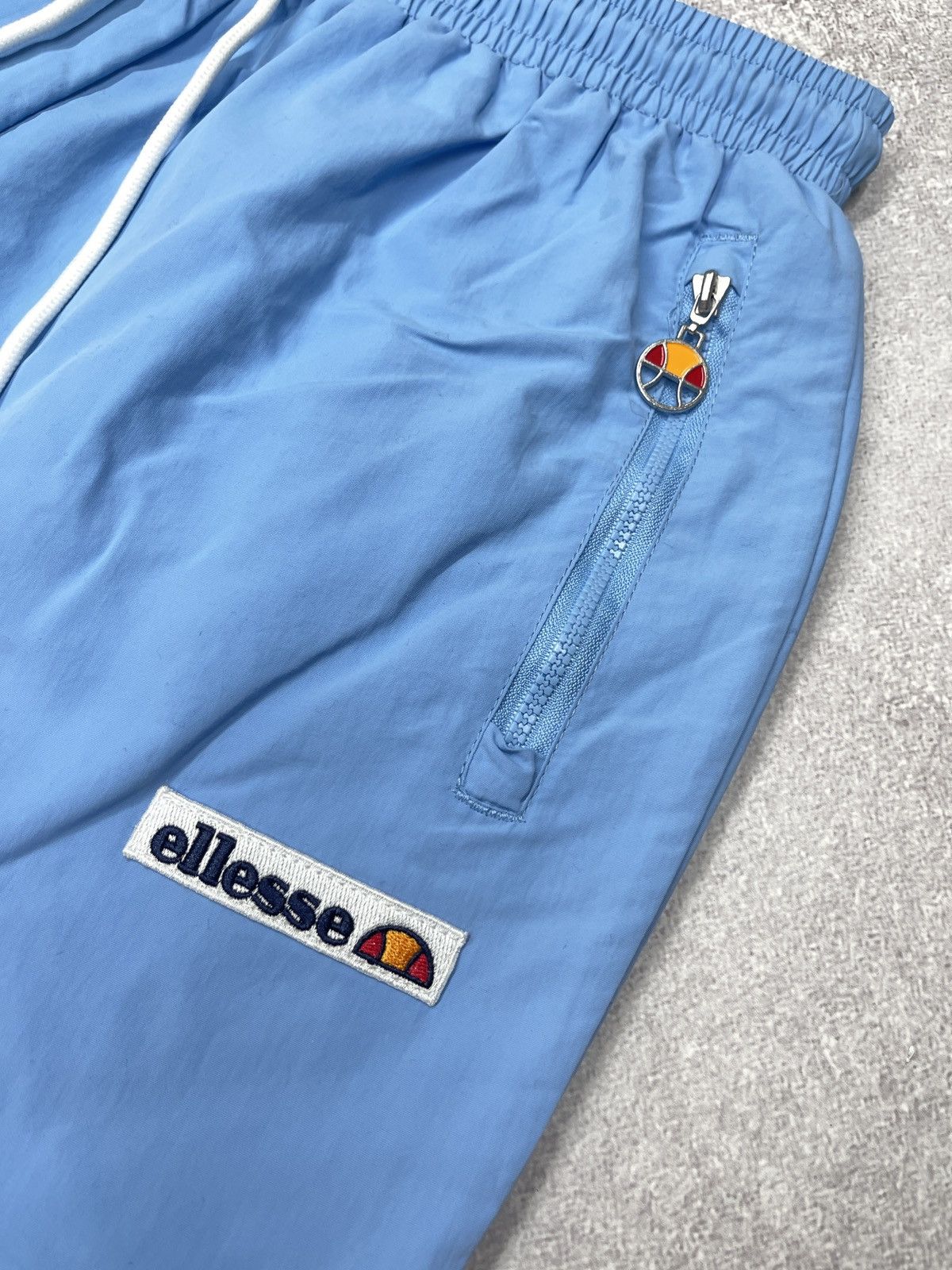 Ellesse Women Ellesse Nylon Sweatpants Blue Drill Y2K Size 28" / US 6 / IT 42 - 4 Thumbnail