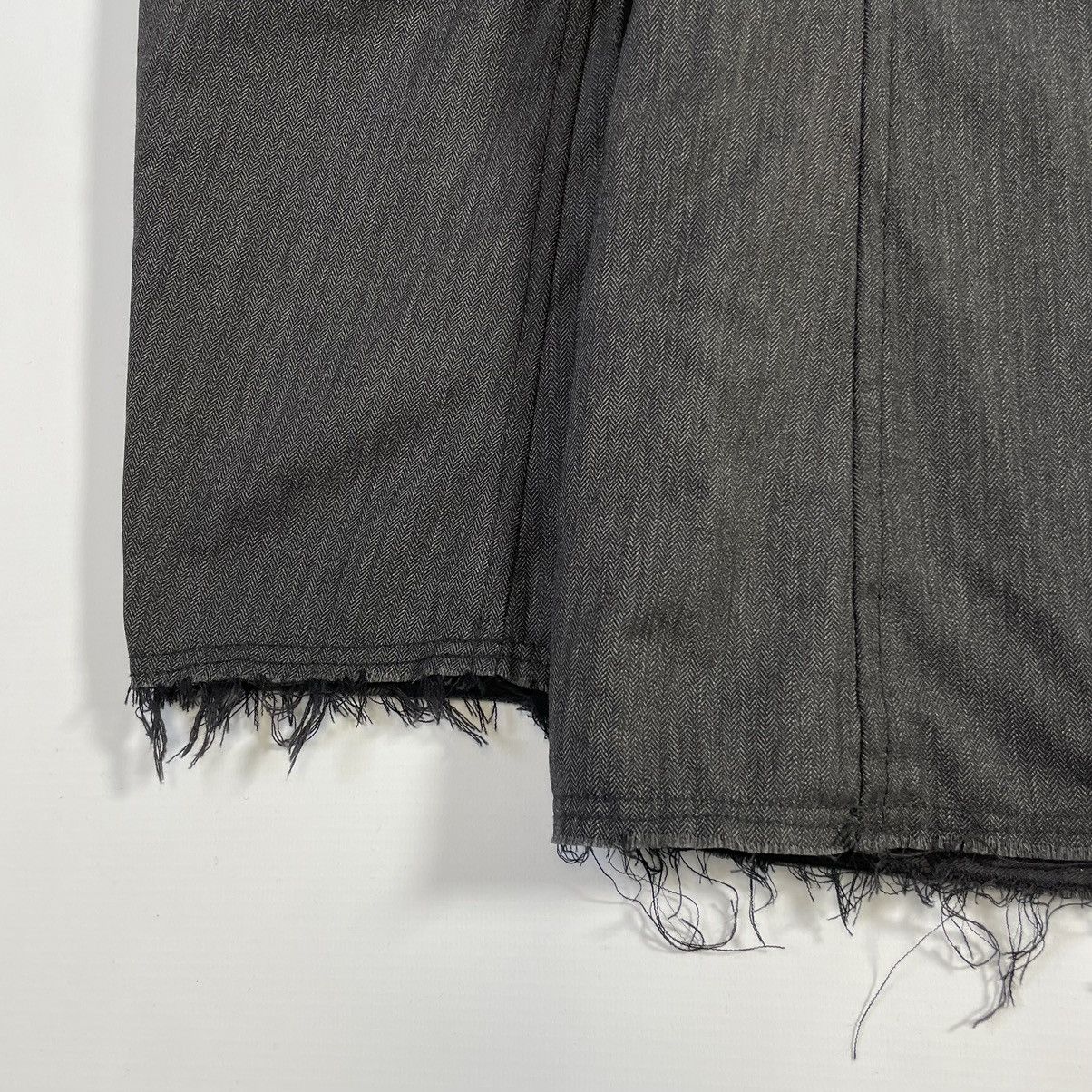 Comme des Garcons Herringbone Wool ‘Raw Edge’ Blazer Size 38R - 17 Thumbnail