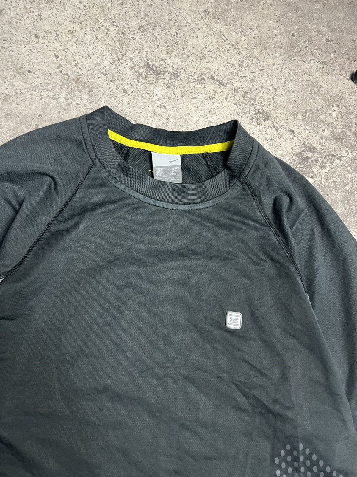 Nike Vintage 90s Nike Shox T-Shirt Rare Retro Hype Y2K TN Size US S / EU 44-46 / 1 - 5 Thumbnail