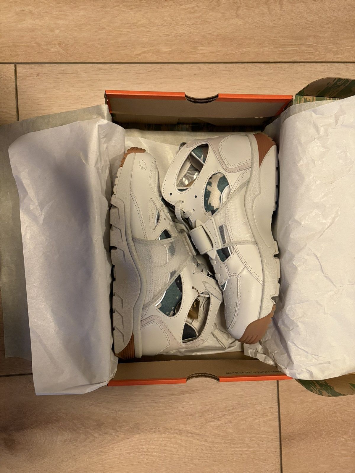 Corteiz × Nike Nike Air Trainer Huarache SP x Corteiz Size US 9.5 / EU 42-43 - 4 Thumbnail