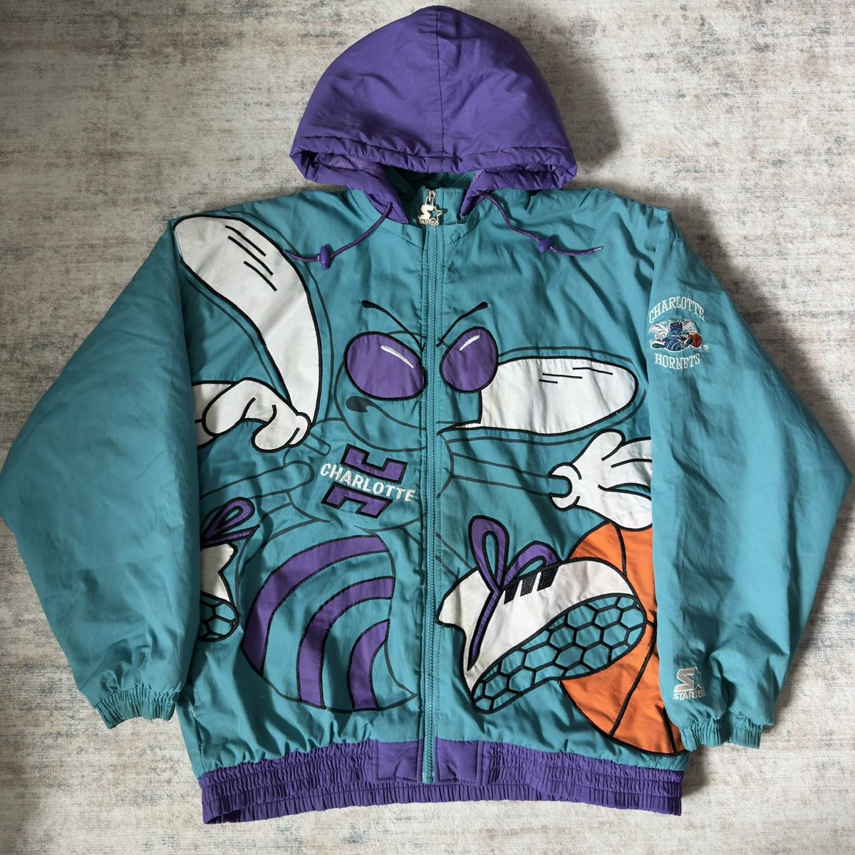 Starter Vintage 90s Jcole Charlotte Hornets Starter Jacket Size US L / EU 52-54 / 3 - 1 Thumbnail