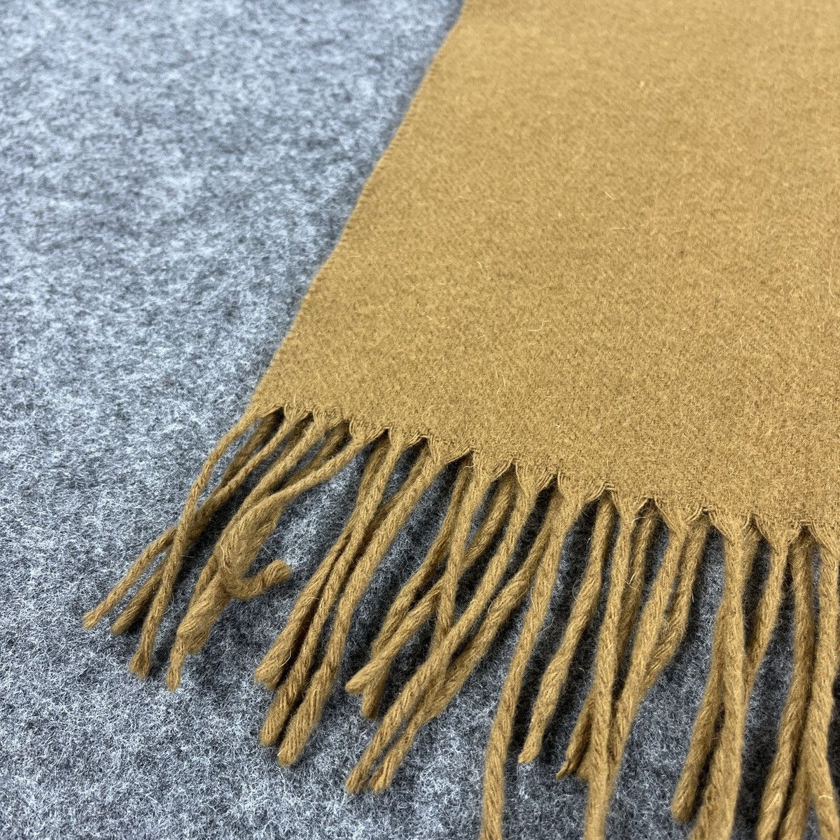 Johnstons Of Elgin × Vintage Johnstons Of Elgin Scarf / Muffler / Neckwear T1017 Size ONE SIZE - 7 Thumbnail