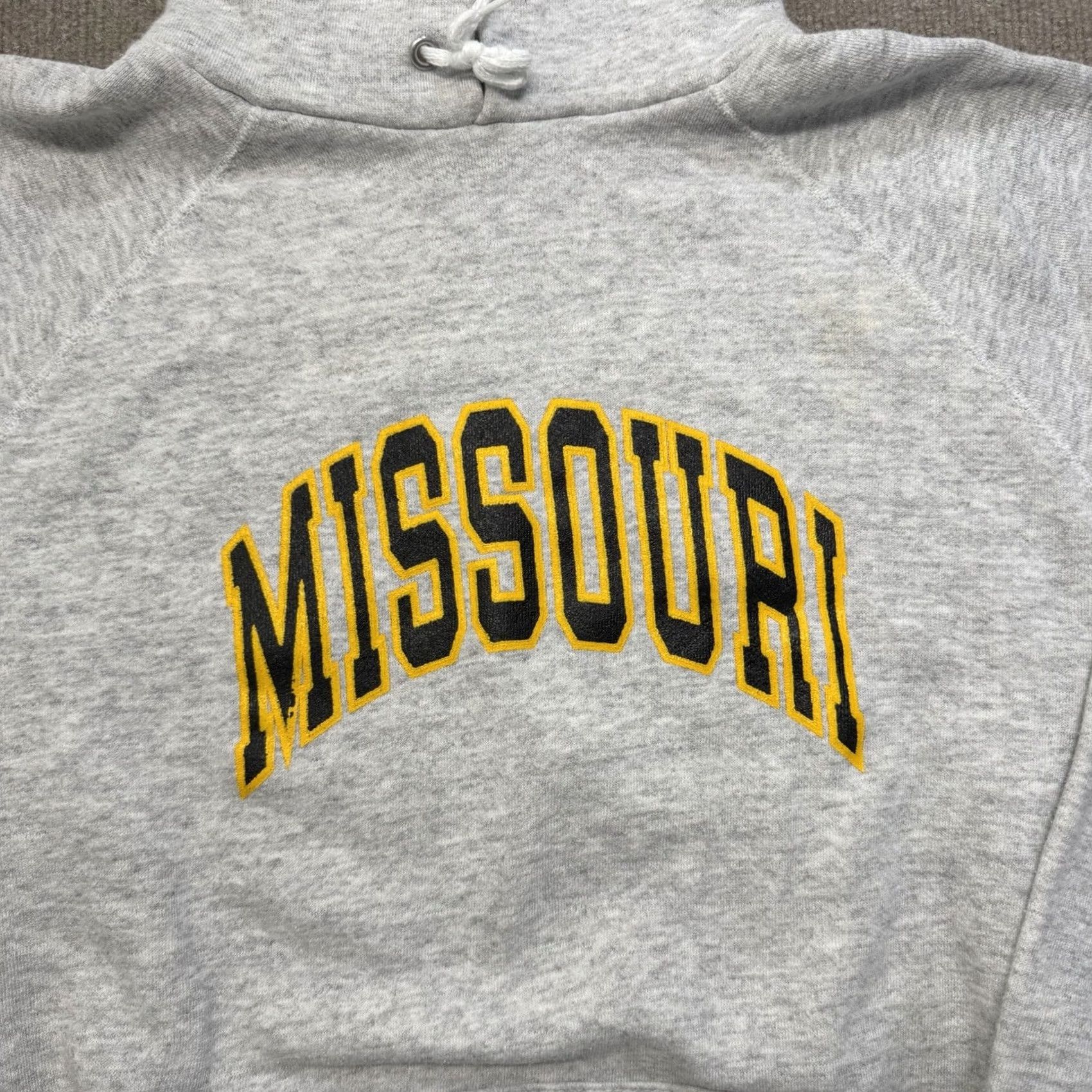 Vintage VINTAGE Discus Hoodie Mens XL Gray 90s Athletic Graphic Print Pockets Hooded Sweatshirt Size US XL / EU 56 / 4 - 4 Thumbnail