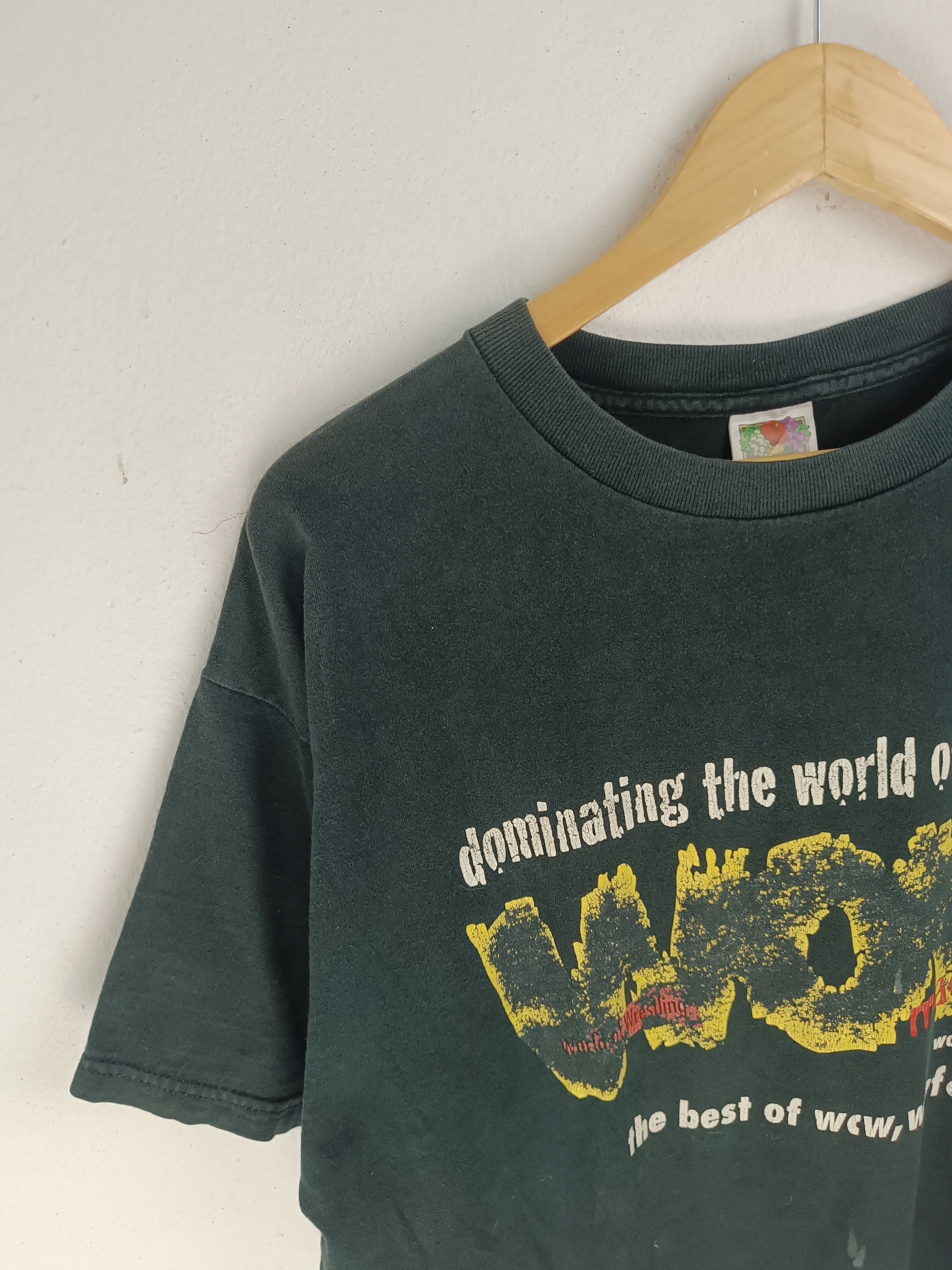 Vintage THRASH FADED VINTAGE 90'S WOW MAGAZINE WWF WCW WCW TEE Size US XL / EU 56 / 4 - 12 Thumbnail
