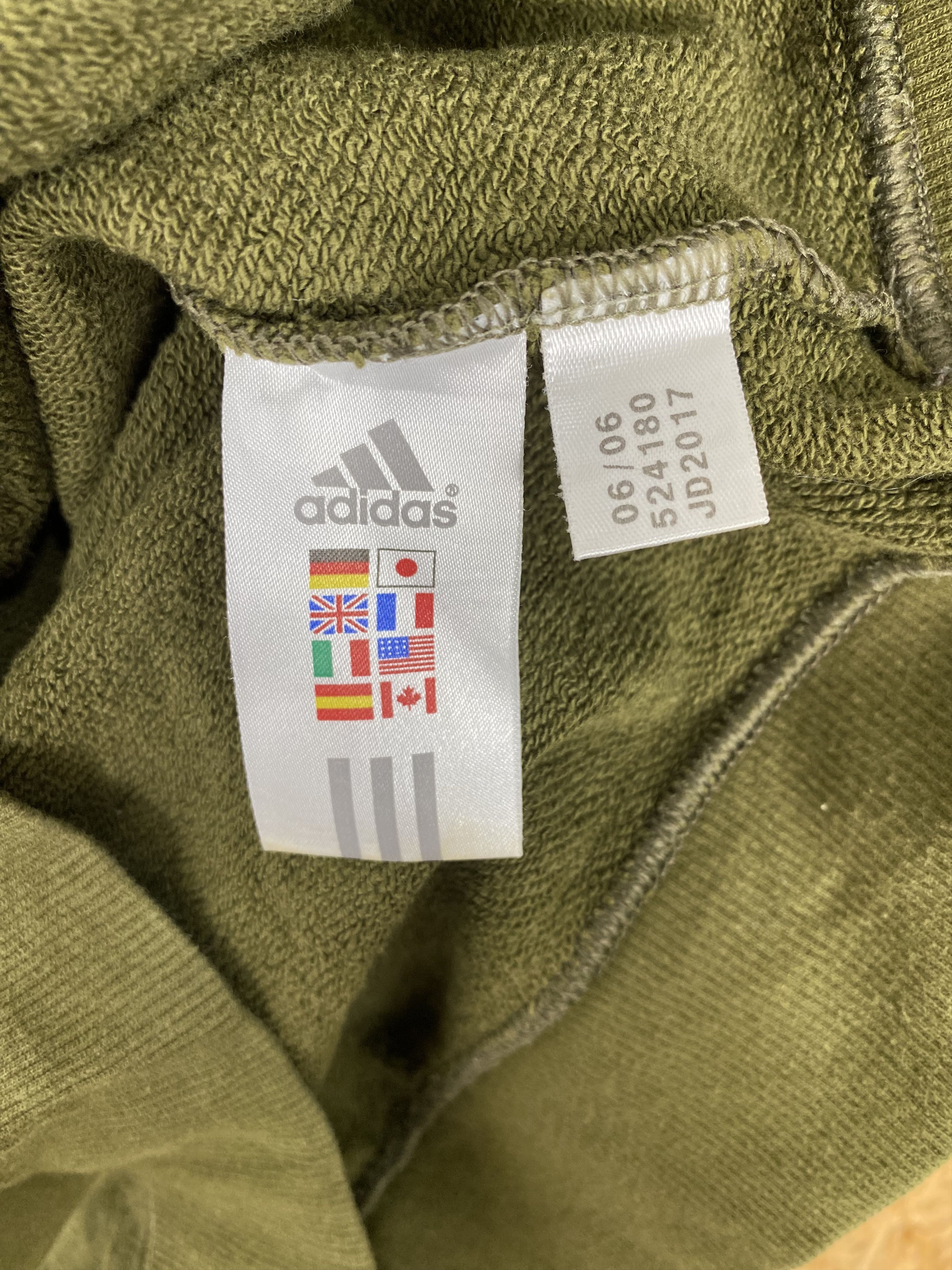 Adidas Vintage Adidas Three Stripe Sweatshirts PS0111 Size US S / EU 44-46 / 1 - 5 Thumbnail