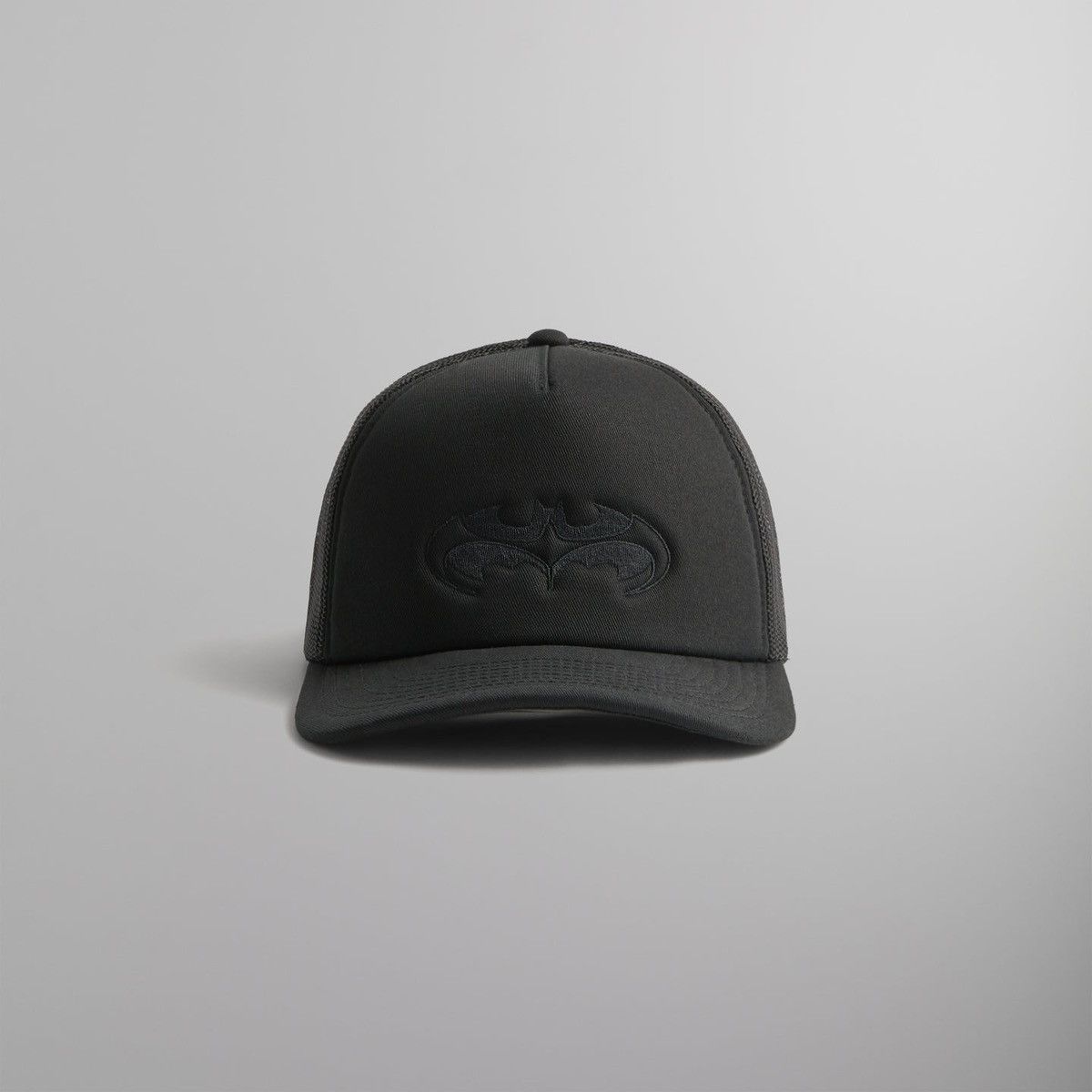 DC Comics × Kith Batman | Kith '96 Nolan Trucker Hat Cap in Black Snapback Size ONE SIZE - 1 Thumbnail