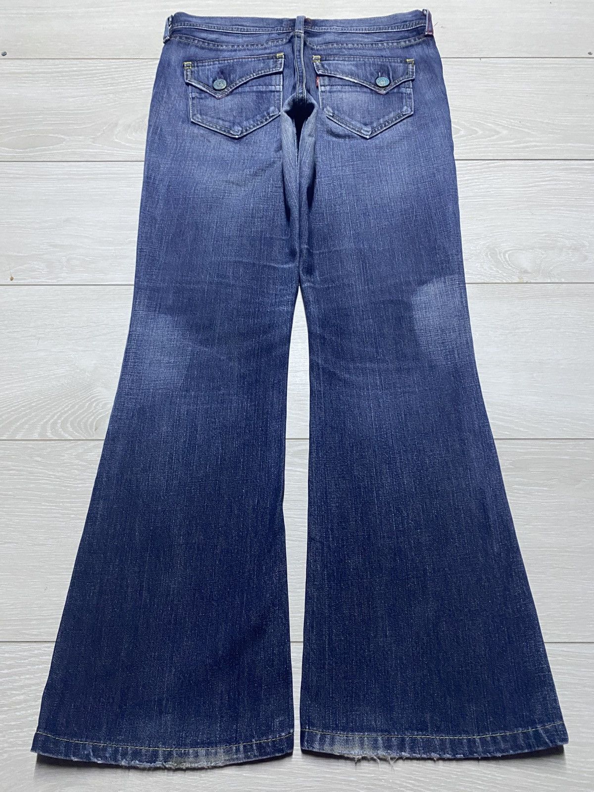 Levi's Vintage Levis Redloop Faded Wash Distressed Flare Jeans Size US 30 / EU 46 - 2 Thumbnail