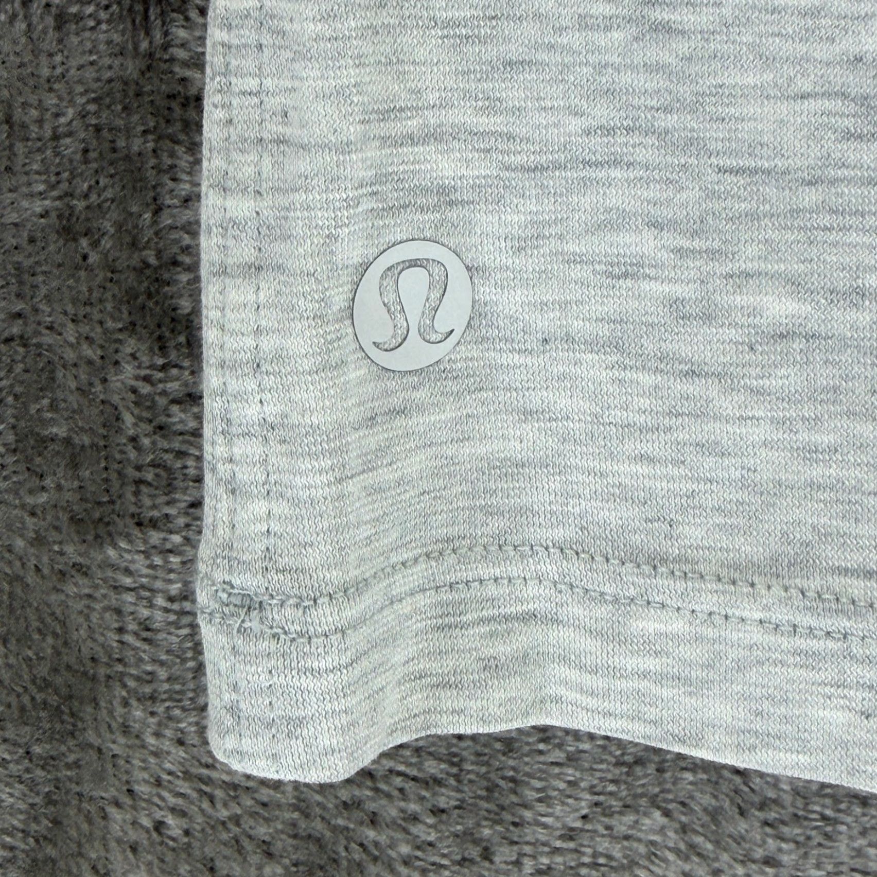 Lululemon Lululemon Athletica Women Heathered Grey Long Sleeve Crew Neck Activewear Top Shirt M Size M / US 6-8 / IT 42-44 - 6 Thumbnail