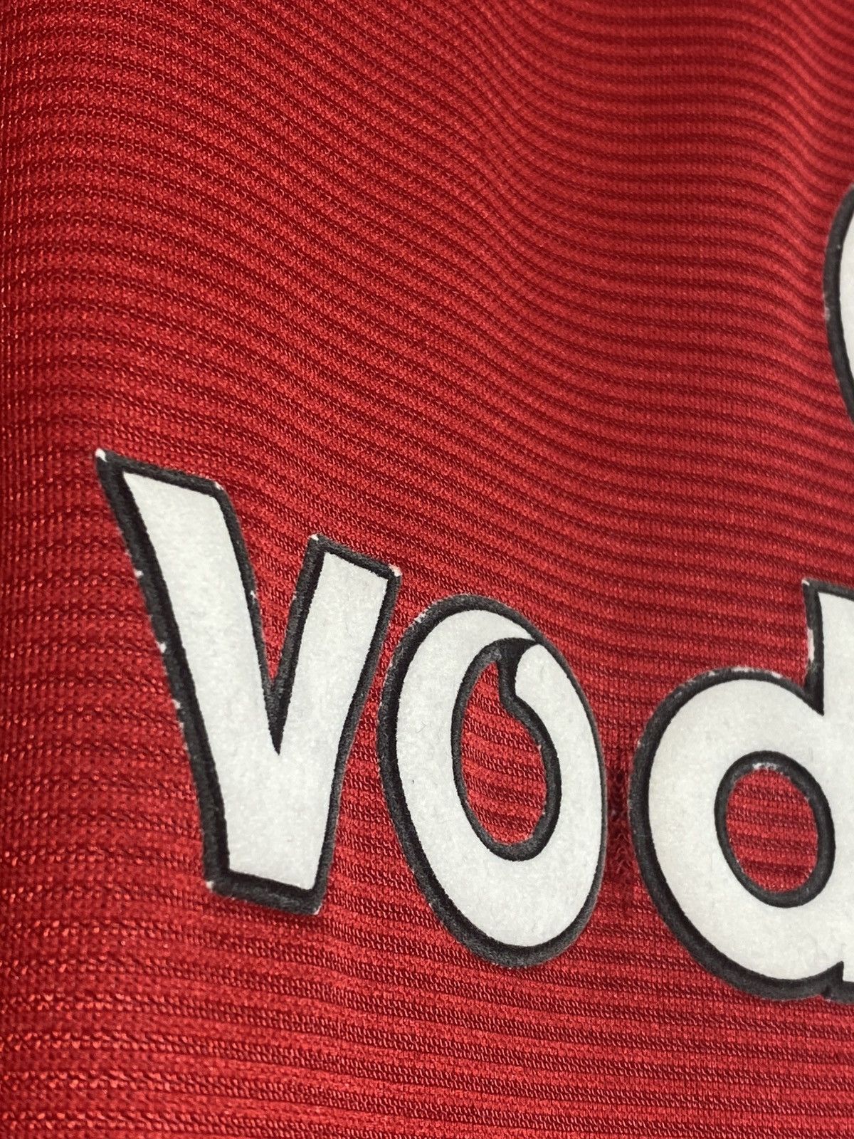 Umbro Vintage Umbro Manchester United Vodafone Retro Shirt Size US M / EU 48-50 / 2 - 11 Thumbnail