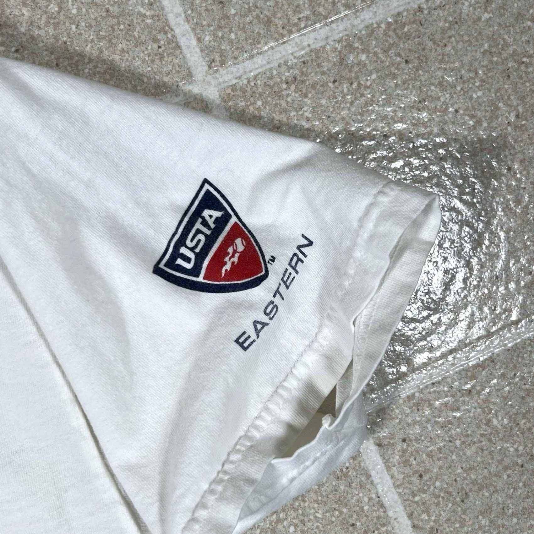 Vintage VINTAGE USTA T-Shirt White L Men 2006 Sectional Championship Graphic Tee Size L Size US L / EU 52-54 / 3 - 4 Thumbnail
