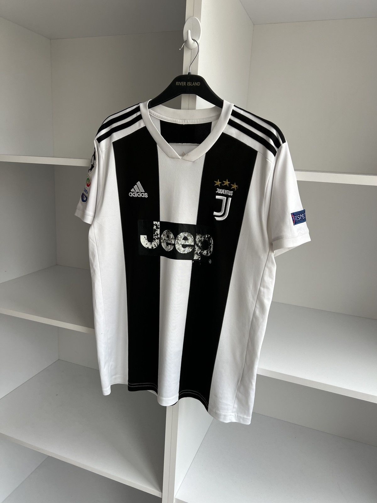 Adidas × Vintage Adidas Juventus Ronaldo 7 2018-19 Home Kit Soccer Jersey Size US XL / EU 56 / 4 - 4 Thumbnail