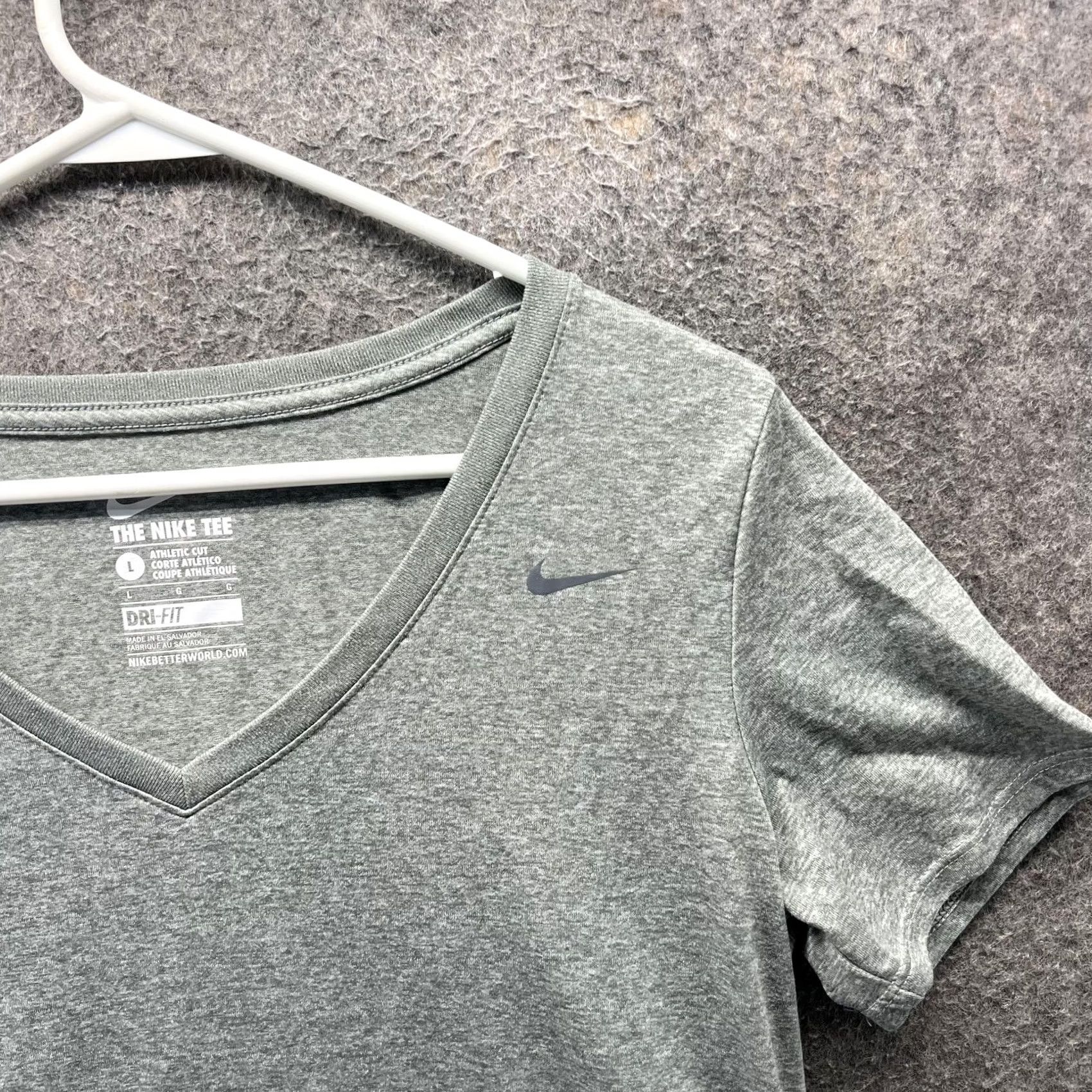 Nike Nike Dri-FIT Shirt Womens Large Gray V-Neck Athletic Tee Running Training Size L / US 10 / IT 46 - 5 Thumbnail