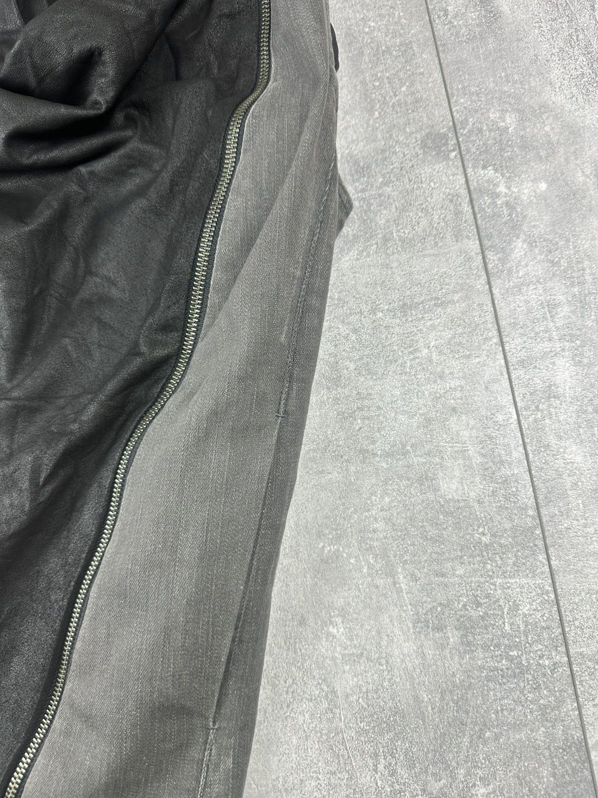 Helmut Lang Helmut Lang Swing Neck Zipper Vest Jacket Asymmetric Size XS / US 0-2 / IT 36-38 - 8 Thumbnail