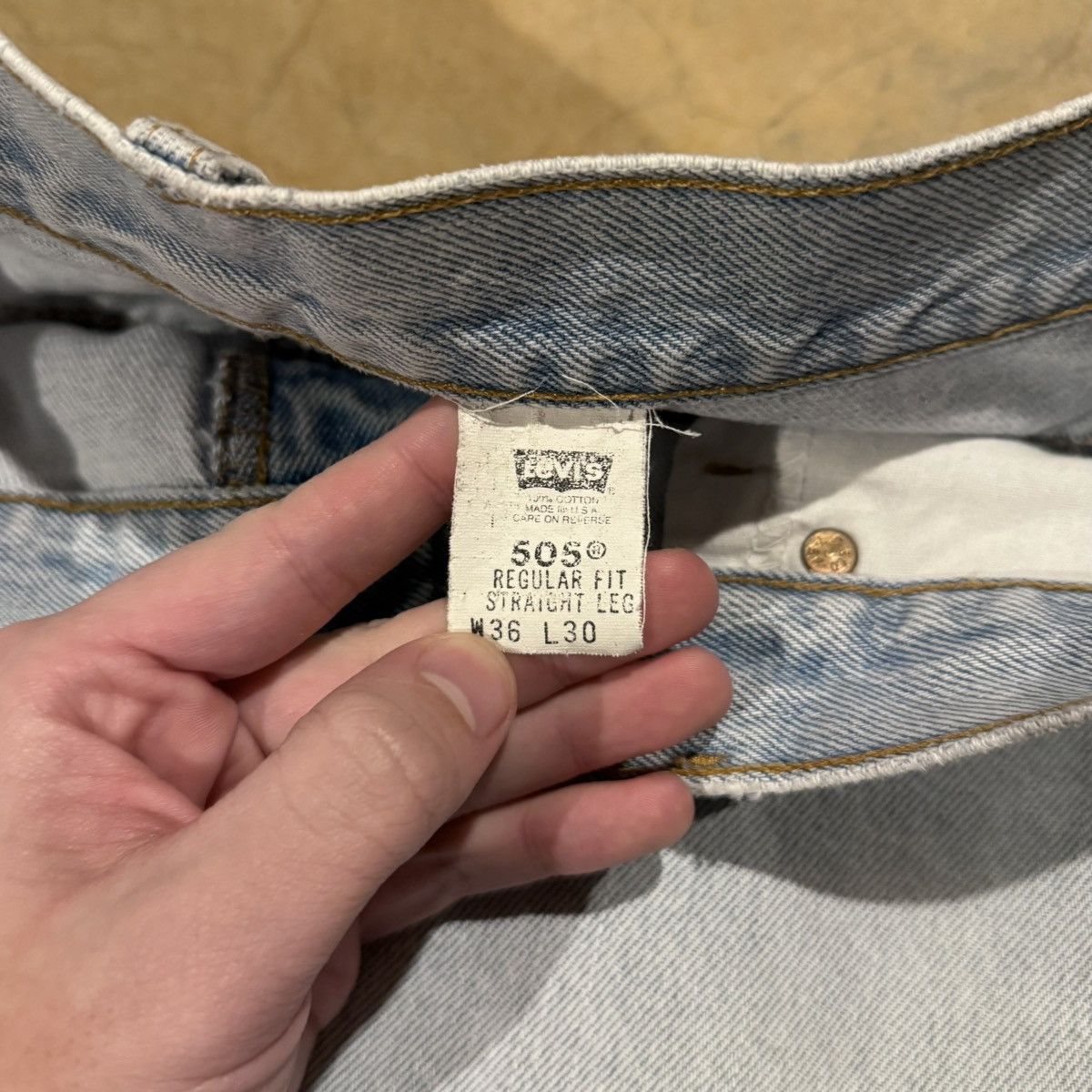 Levi's Vtg 1990s Levi’s 505 Faded Distressed Jeans USA Grunge ERD Size US 35 - 6 Thumbnail