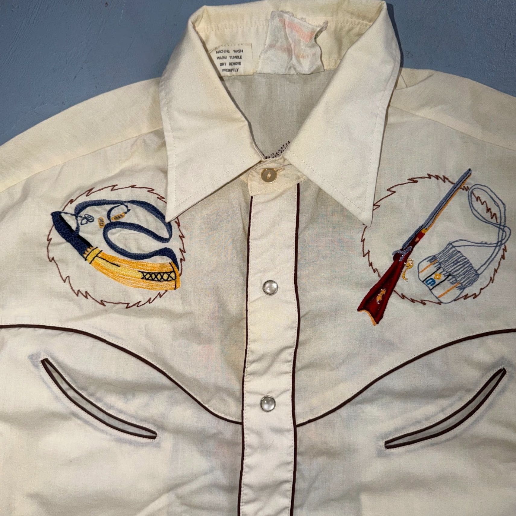 Vintage Kennington VTG Rocking K Ranchwear Shirt M Western Button-Up Collared Pearl Snap Embroidered Cotton Blend Beige Mens Retro 70s Western Shirts Size US M / EU 48-50 / 2 - 6 Thumbnail