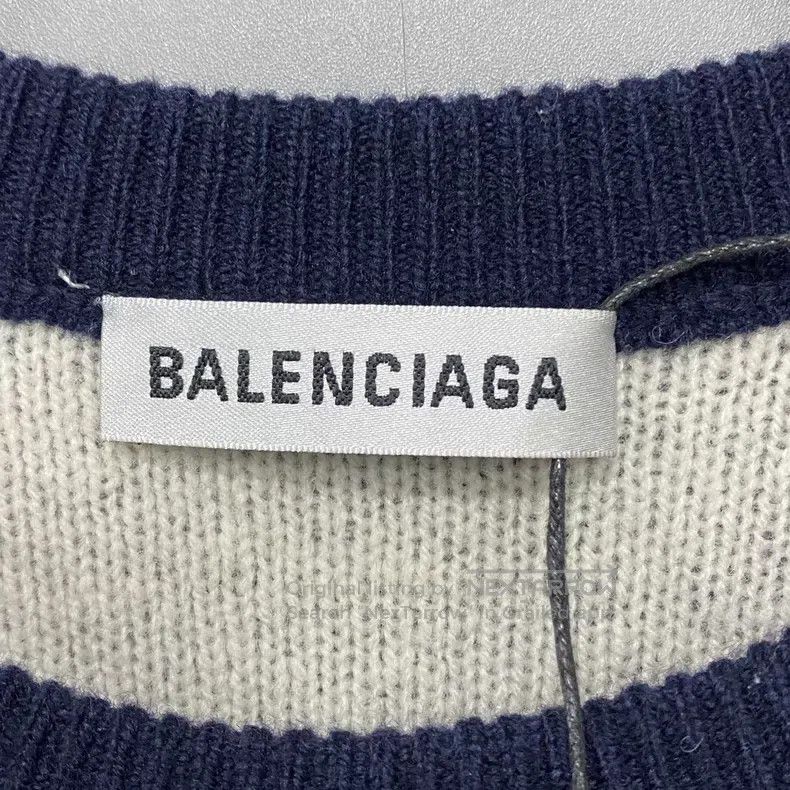 Balenciaga Balenciaga Barrage Full Logo Knit Sweater Size US S / EU 44-46 / 1 - 4 Thumbnail