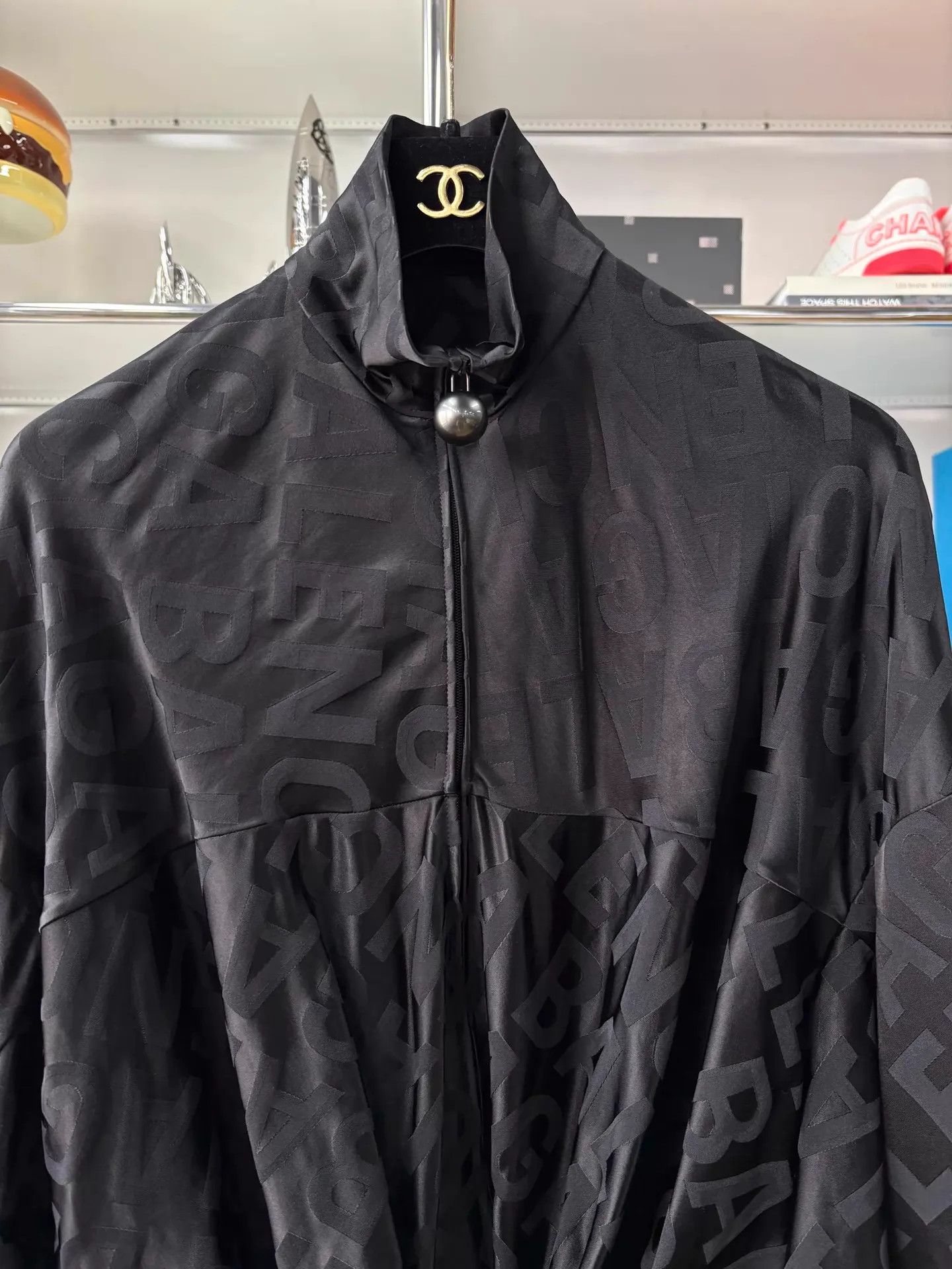 Balenciaga Balenciaga Black Logo All Over Shirt Jacket 34 Size XXS / US 00 / IT 34 - 2 Thumbnail