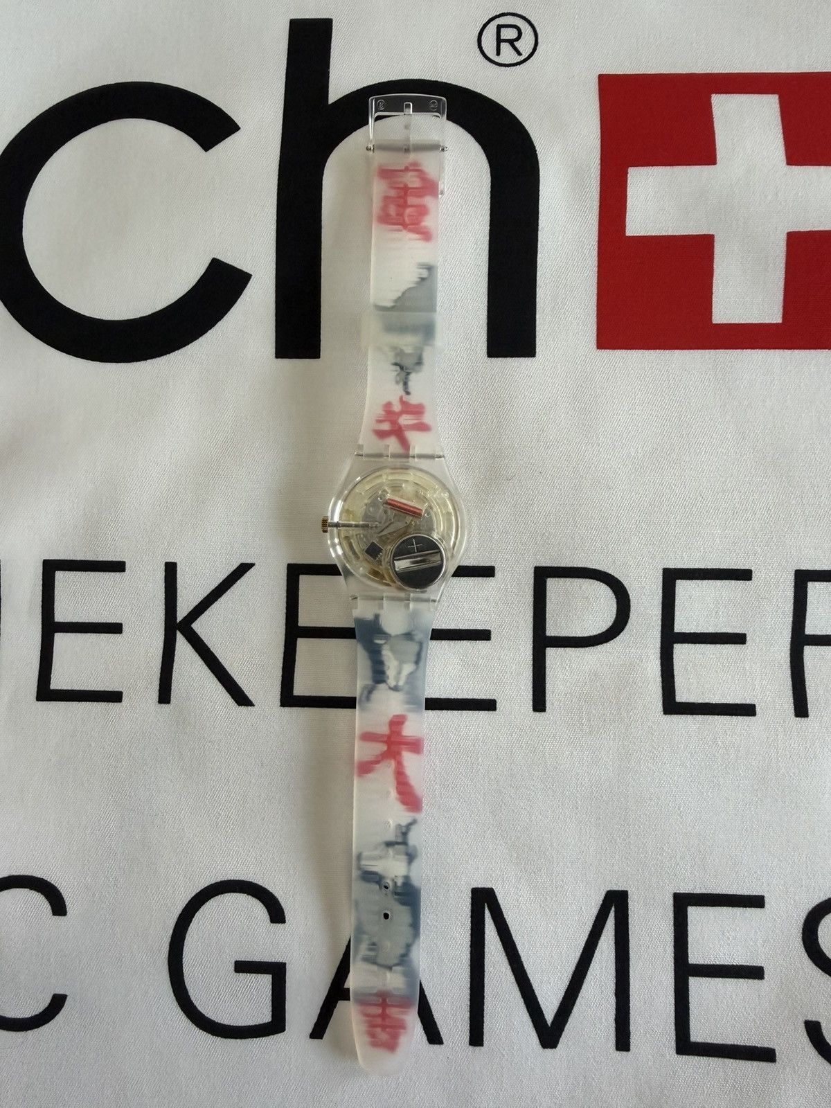 Swatch This item is the Swatch "Bulls on Parade" (Model GE222) Size ONE SIZE - 8 Thumbnail