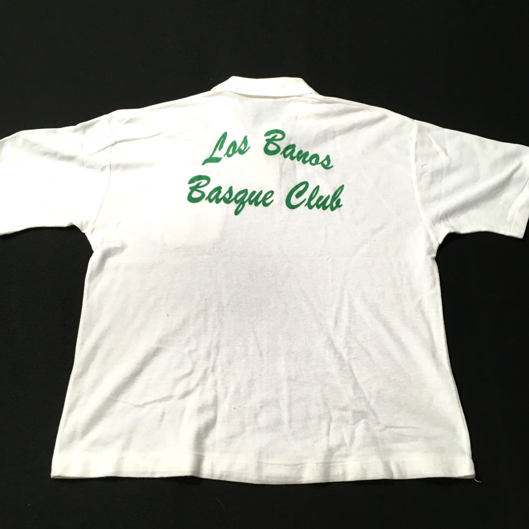 Vintage VINTAGE print ons los banos Basque club polo Shirt XL White Graphic shirt vintage Mens Polo Size US XL / EU 56 / 4 - 7 Thumbnail
