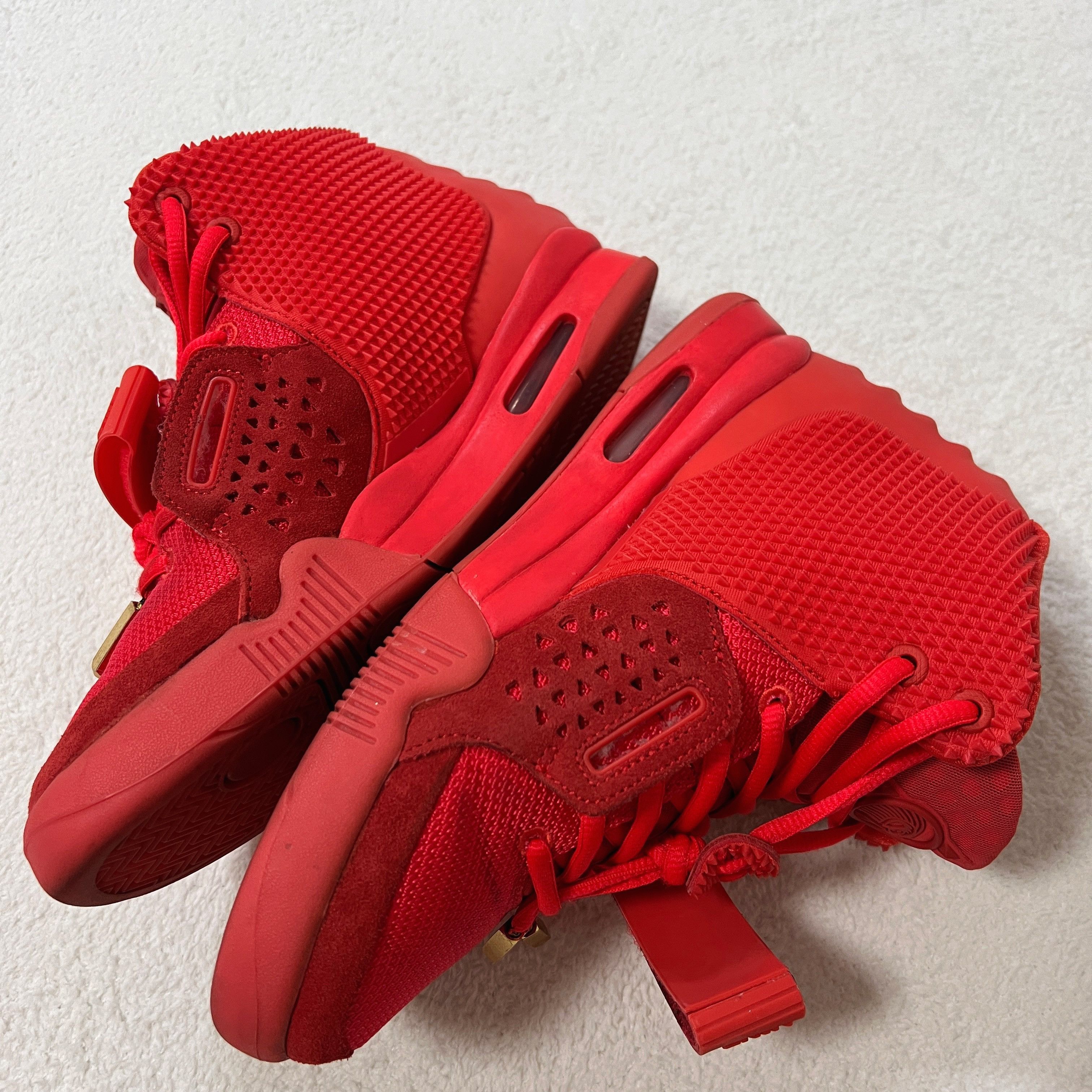 Nike Nike Air Yeezy 2 Red October (508214-660) Size US 6.5 / EU 39-40 - 13 Thumbnail