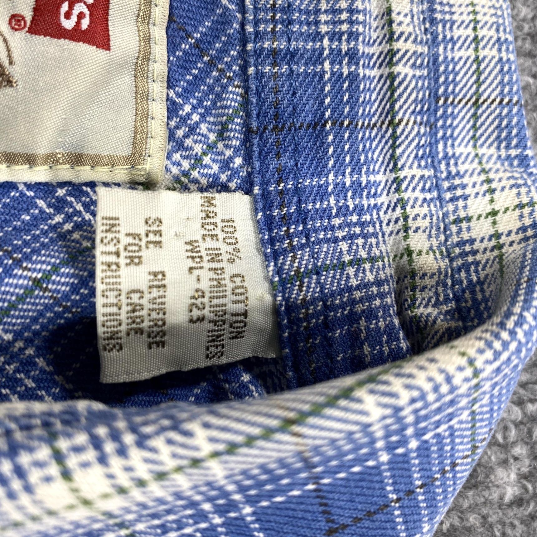 Levi's Levi's Shirt Mens Medium Blue Plaid Long Sleeve Button Up Pockets Casual Size US M / EU 48-50 / 2 - 5 Thumbnail
