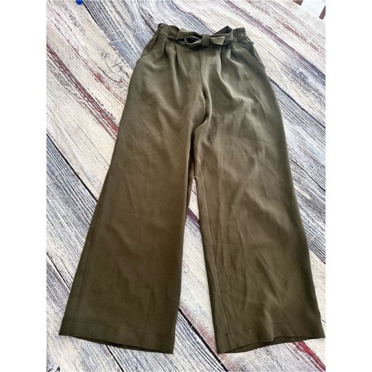 Lululemon Lululemon Pleated Wide Leg Noir Pant in Dark Olive Green Size 30" / US 8 / IT 44 - 2 Thumbnail