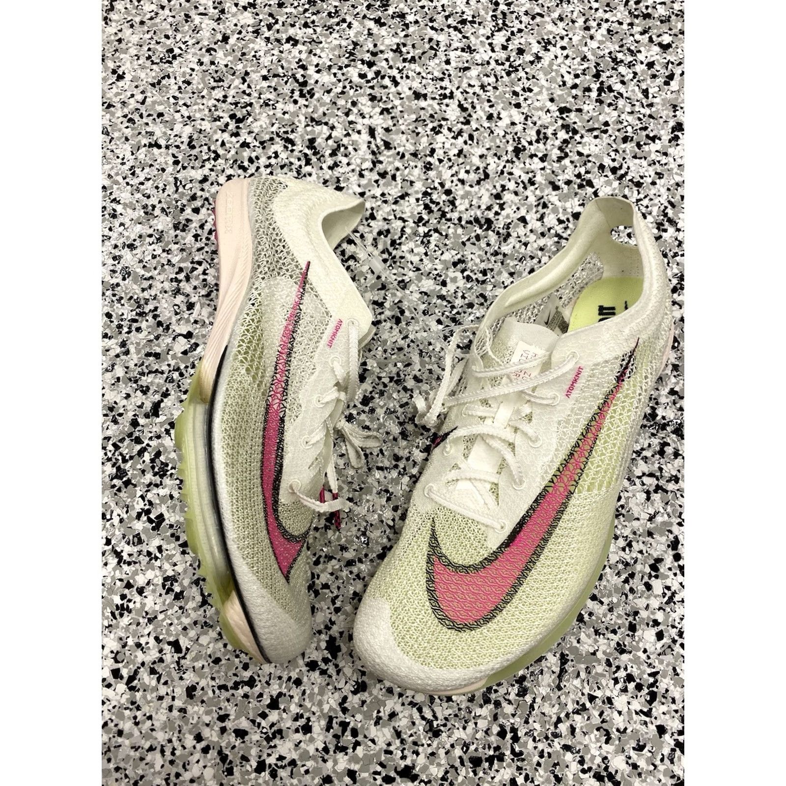 Nike Nike Air Zoom Victory Track Spikes Sail Pink Fierce CD4385-101 Men Sz 11 Size US 11 / EU 44 - 4 Thumbnail