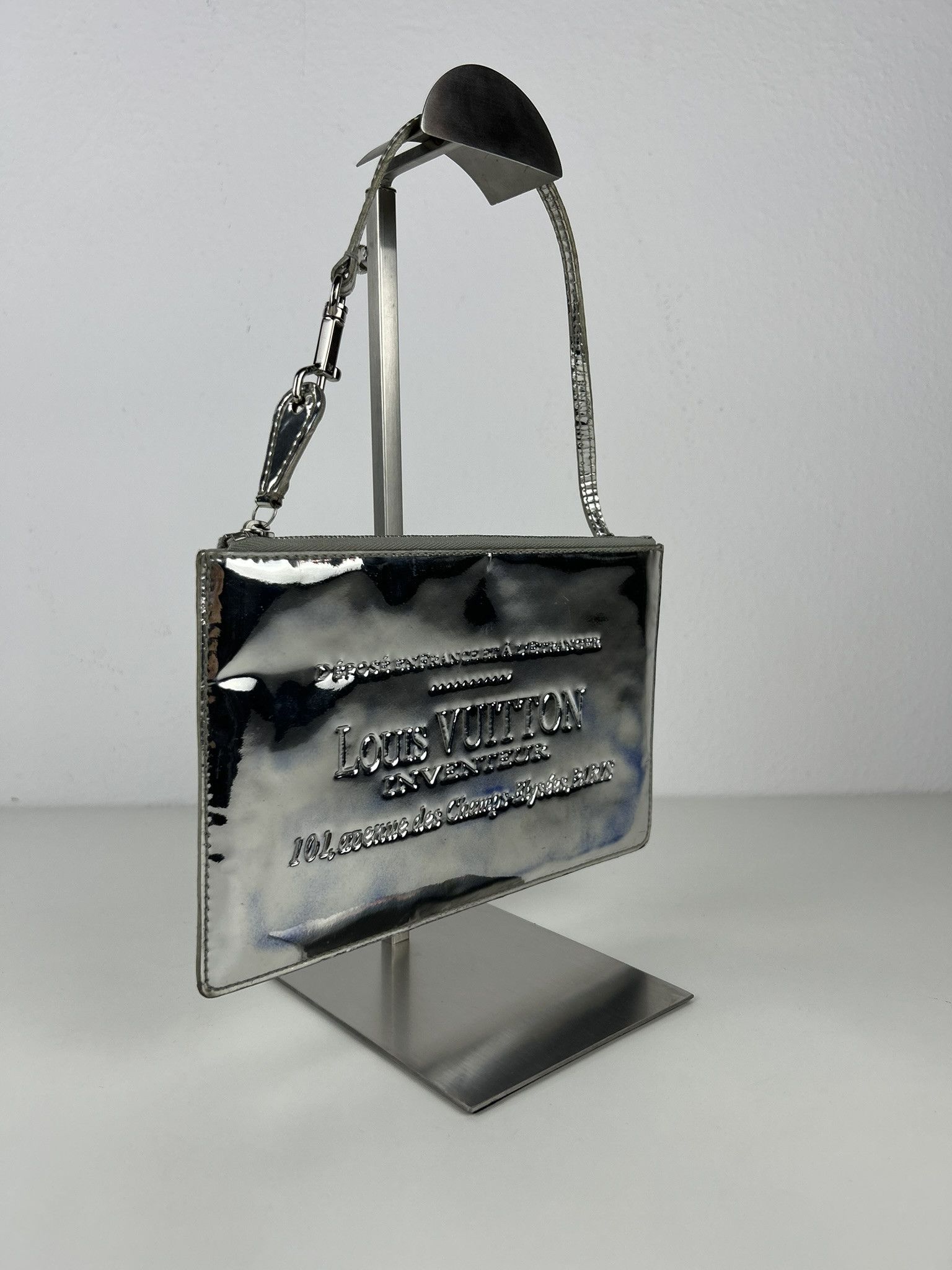 Louis Vuitton Louis Vuitton pochette mirror mini handbag Size ONE SIZE - 1 Thumbnail